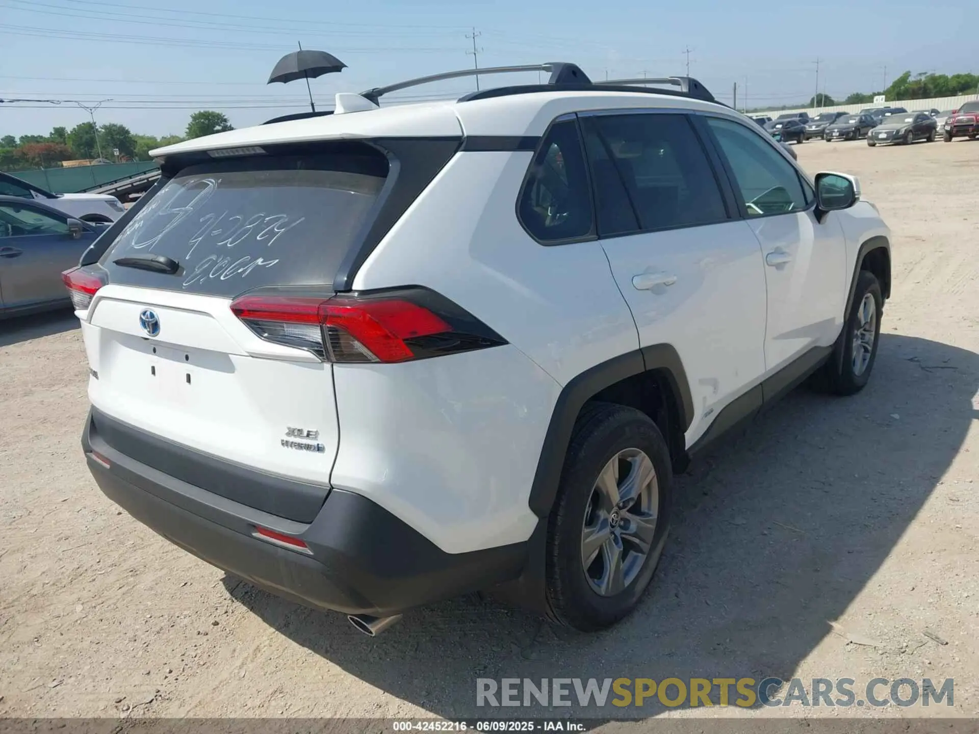 4 Photograph of a damaged car 2T3RWRFV6PW182984 TOYOTA RAV4 HYBRID 2023