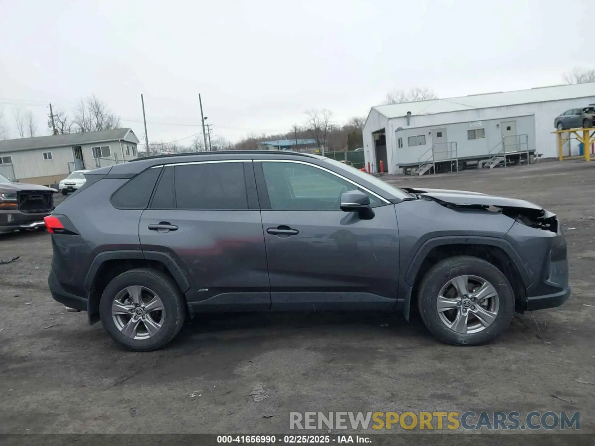 13 Photograph of a damaged car 2T3RWRFV7PW183271 TOYOTA RAV4 HYBRID 2023