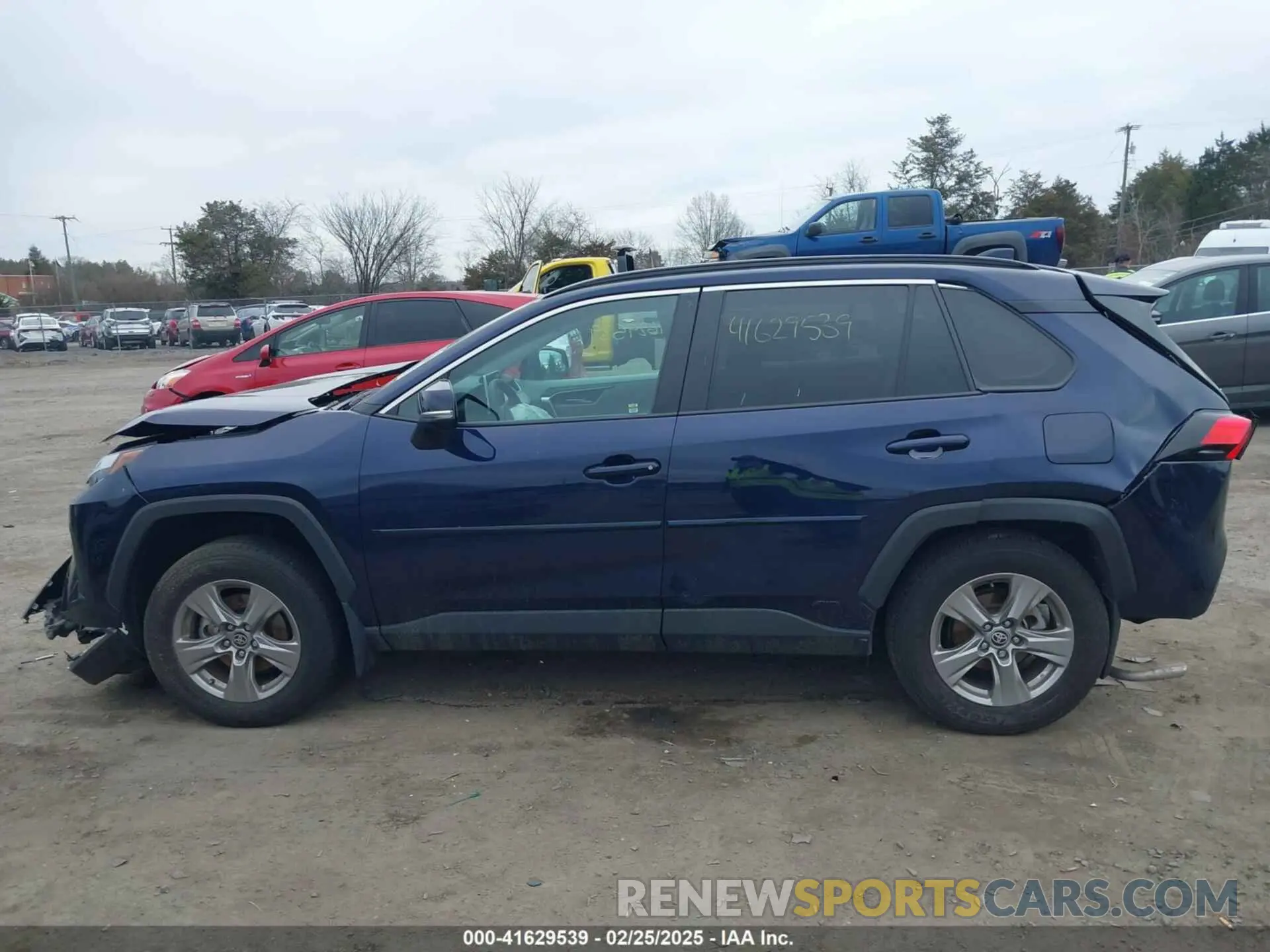 14 Photograph of a damaged car 2T3RWRFV8PW181044 TOYOTA RAV4 HYBRID 2023