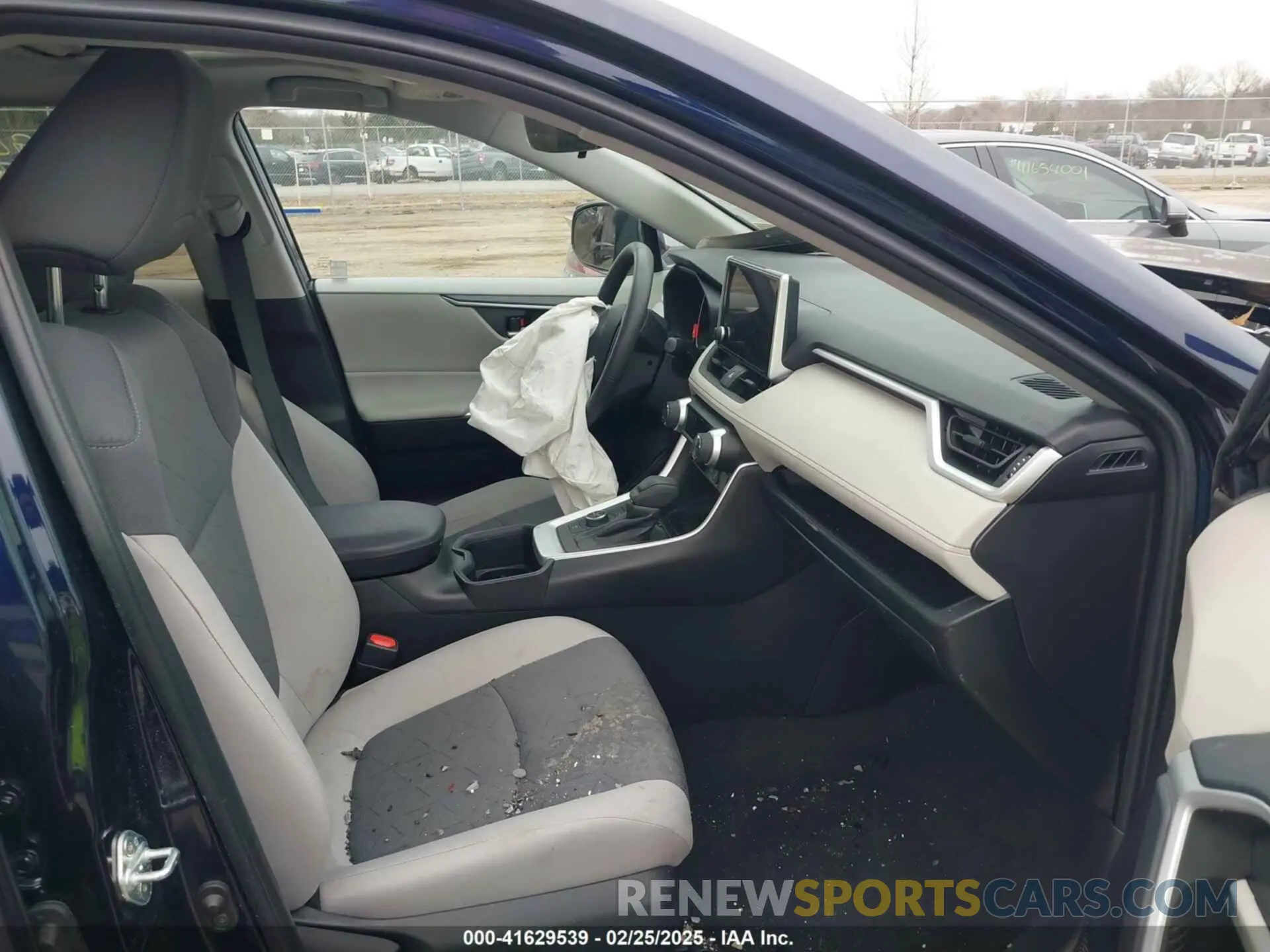 5 Photograph of a damaged car 2T3RWRFV8PW181044 TOYOTA RAV4 HYBRID 2023