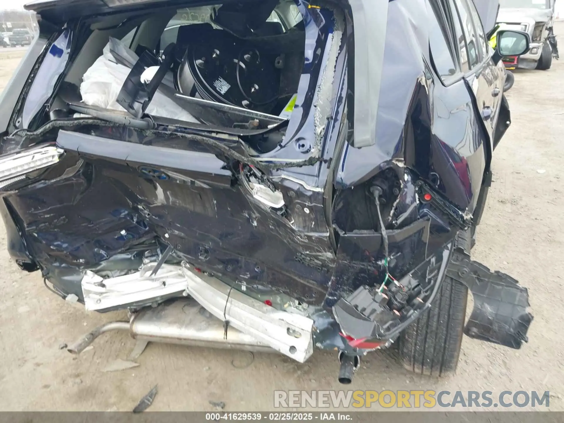 6 Photograph of a damaged car 2T3RWRFV8PW181044 TOYOTA RAV4 HYBRID 2023