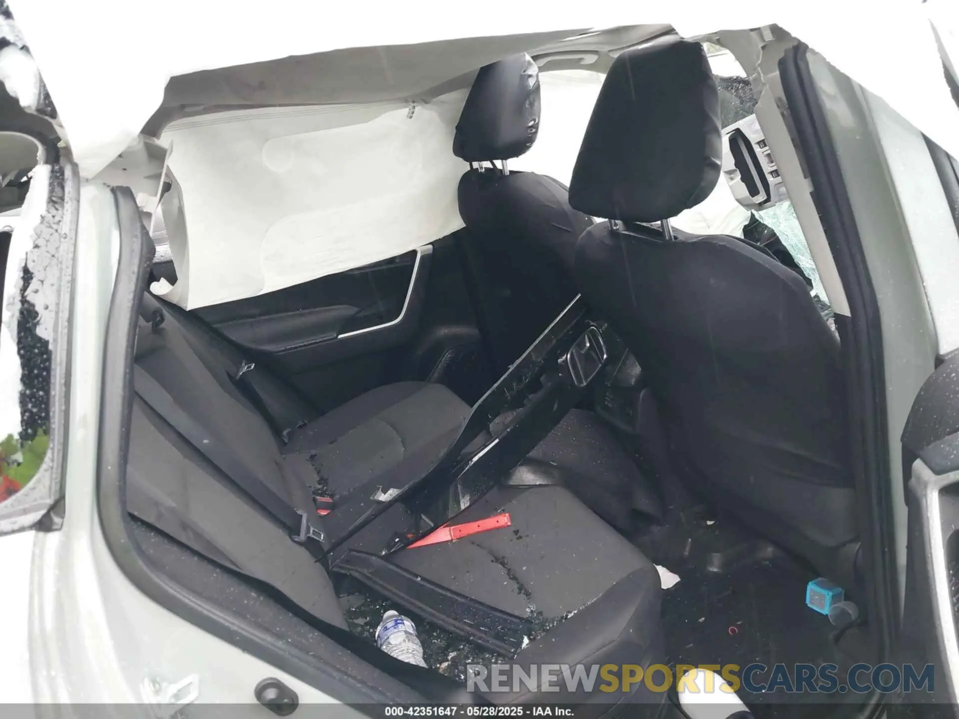 8 Photograph of a damaged car 2T3RWRFV8PW182145 TOYOTA RAV4 HYBRID 2023