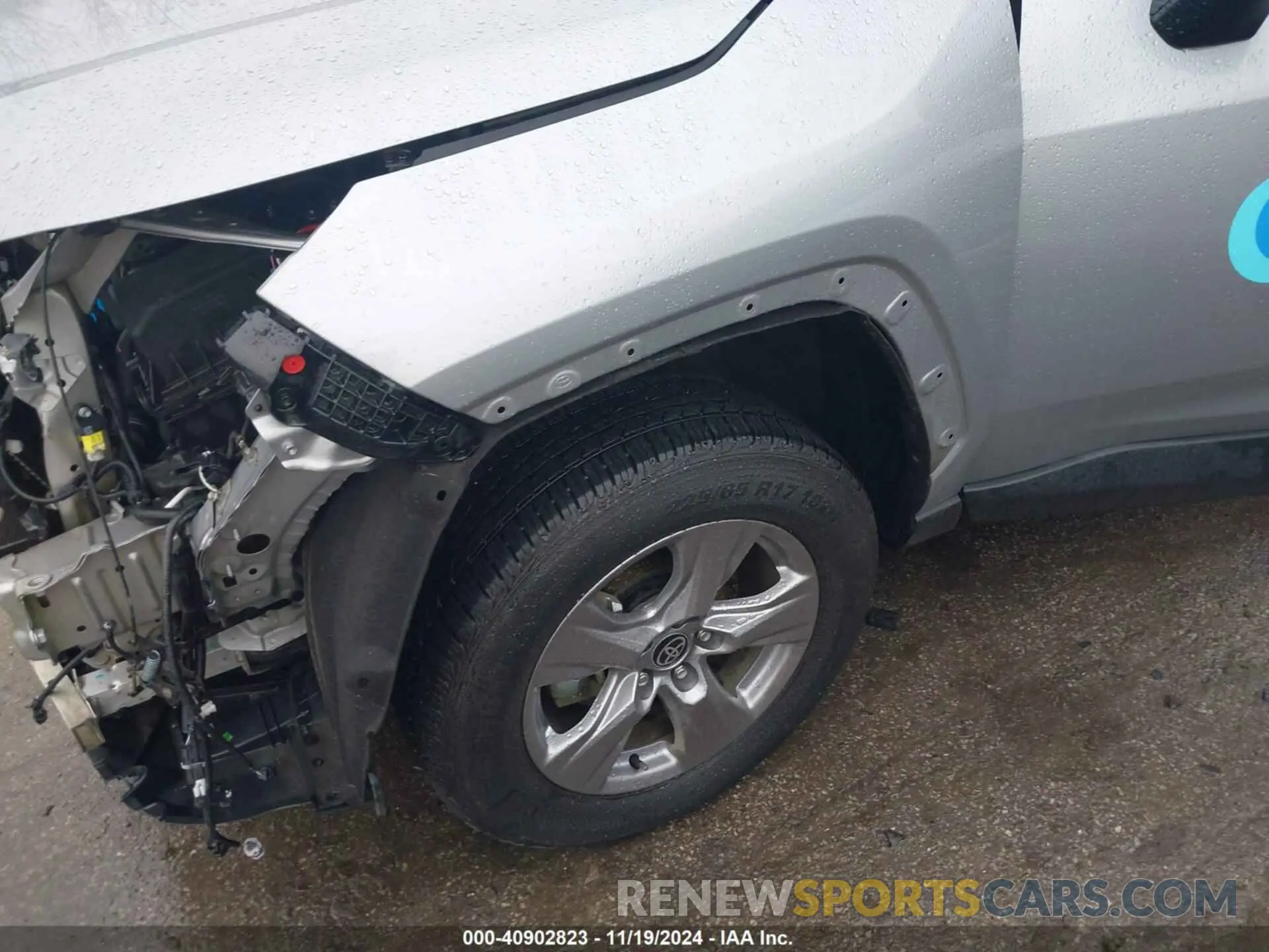 19 Photograph of a damaged car 2T3RWRFVXPW175844 TOYOTA RAV4 HYBRID 2023
