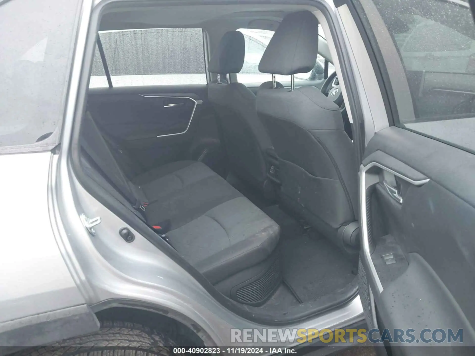 8 Photograph of a damaged car 2T3RWRFVXPW175844 TOYOTA RAV4 HYBRID 2023