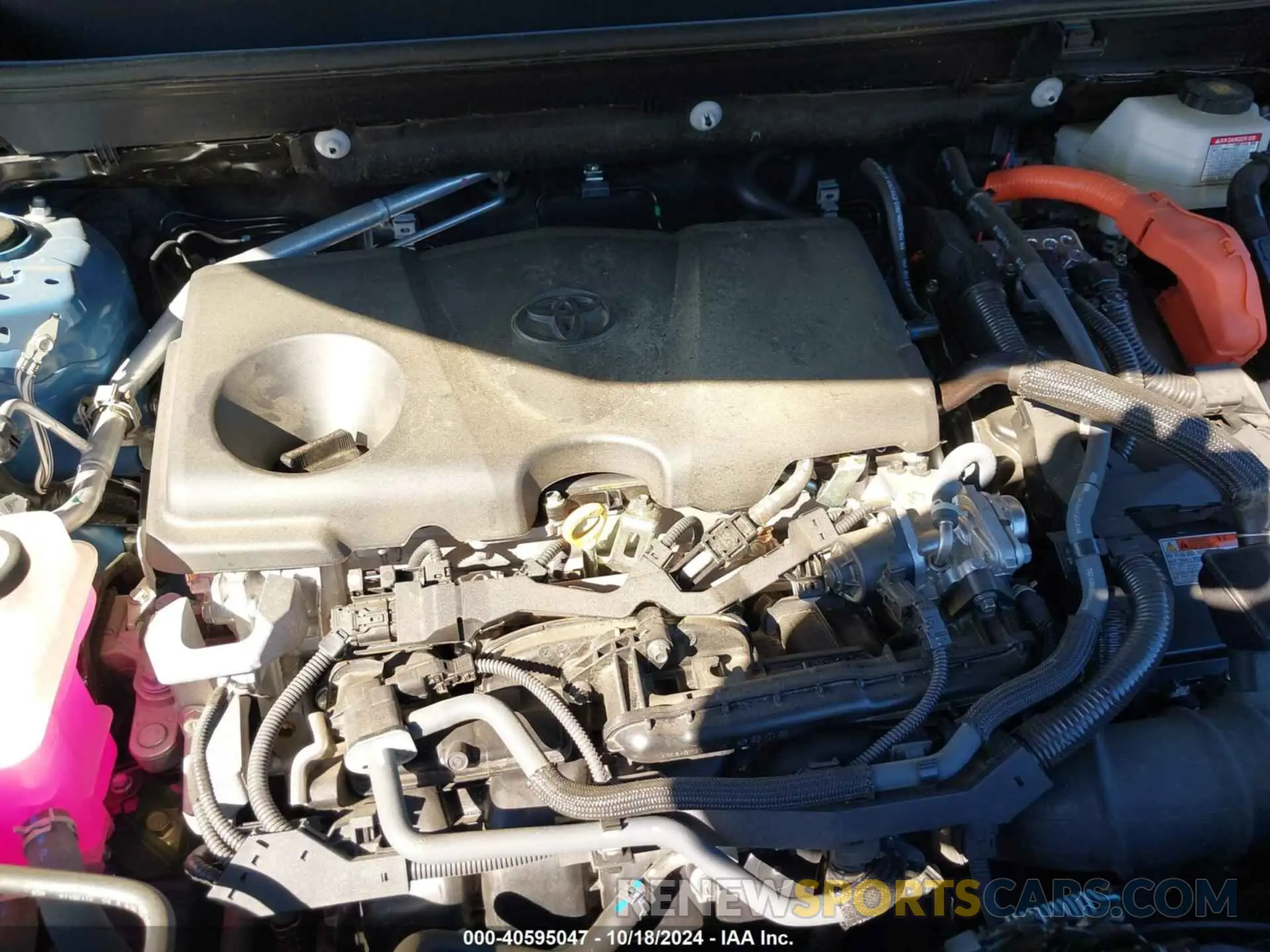 10 Photograph of a damaged car 2T3UWRFV0PW173871 TOYOTA RAV4 HYBRID 2023