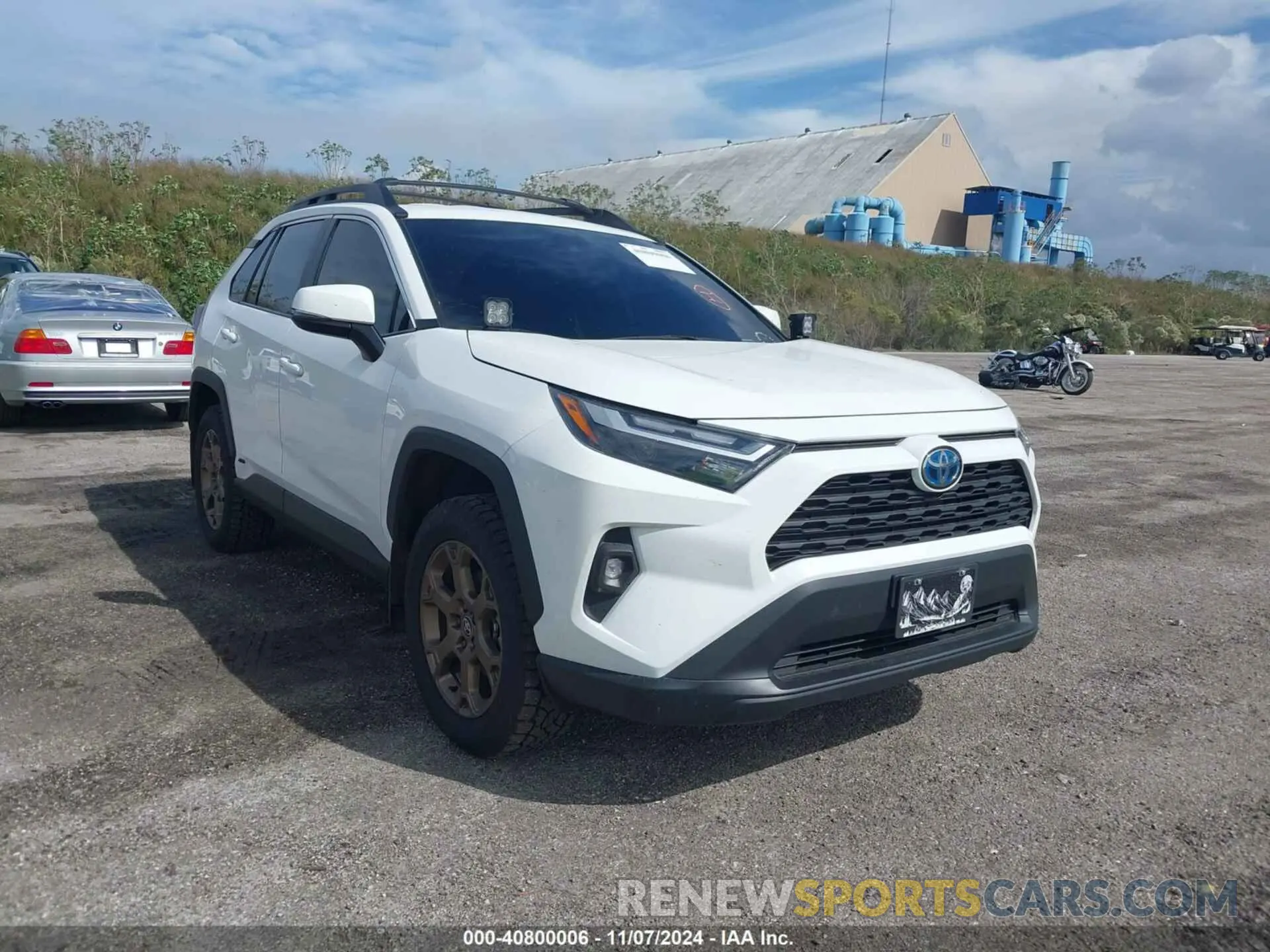 1 Photograph of a damaged car 2T3UWRFV0PW181100 TOYOTA RAV4 HYBRID 2023