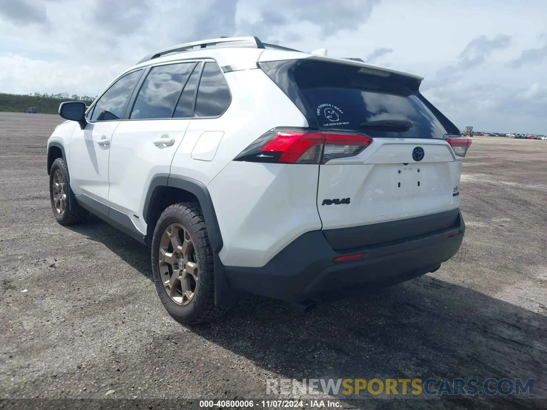 3 Photograph of a damaged car 2T3UWRFV0PW181100 TOYOTA RAV4 HYBRID 2023