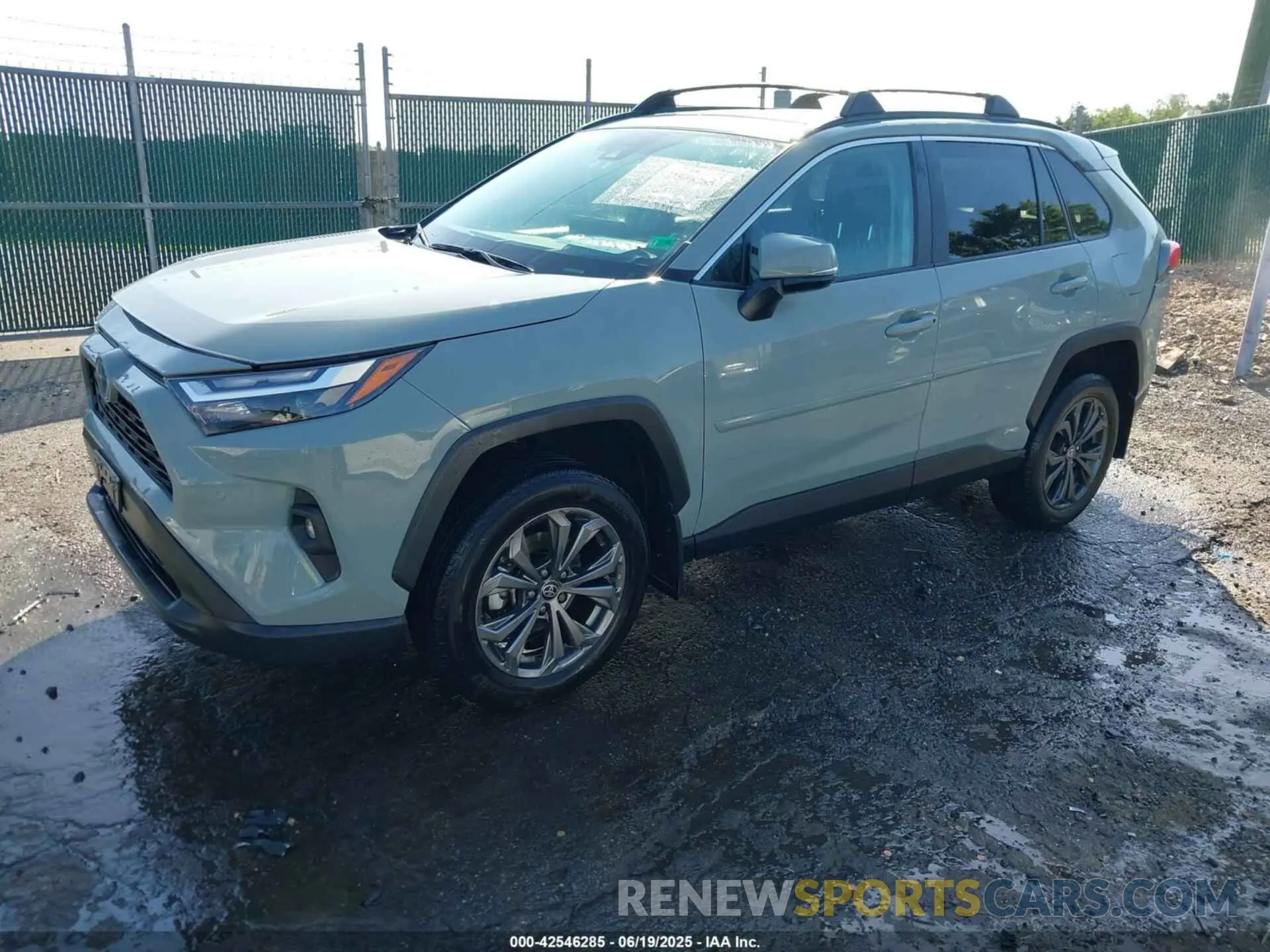 2 Photograph of a damaged car 4T3B6RFV2PU109578 TOYOTA RAV4 HYBRID 2023