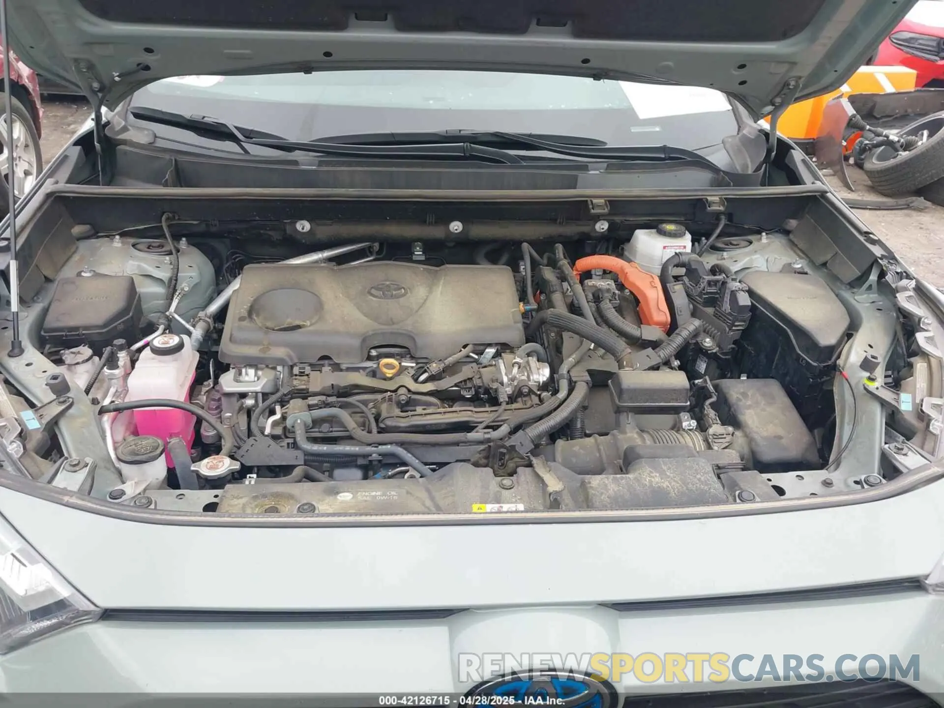 10 Photograph of a damaged car 4T3B6RFV3PU118600 TOYOTA RAV4 HYBRID 2023