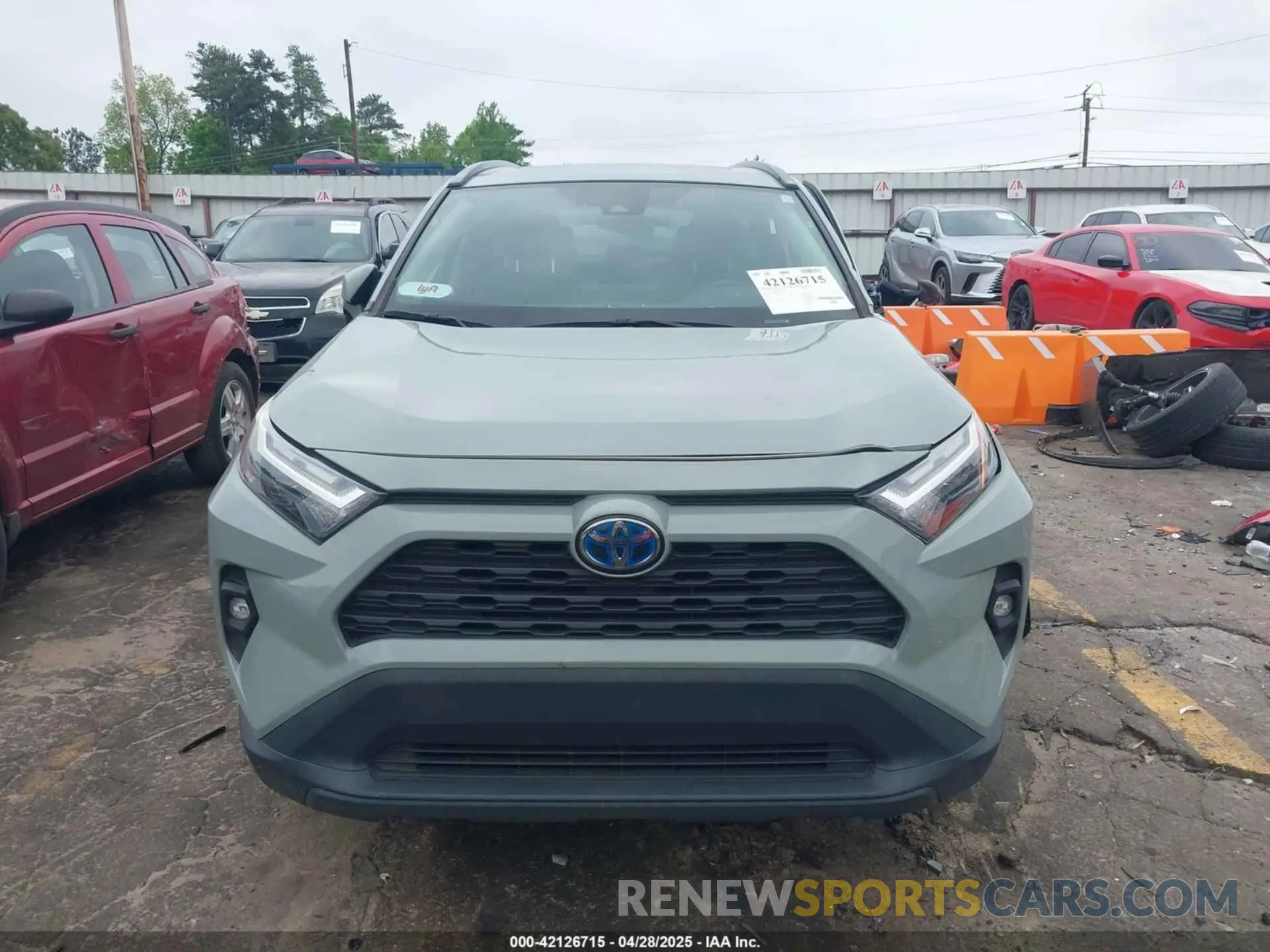 12 Photograph of a damaged car 4T3B6RFV3PU118600 TOYOTA RAV4 HYBRID 2023
