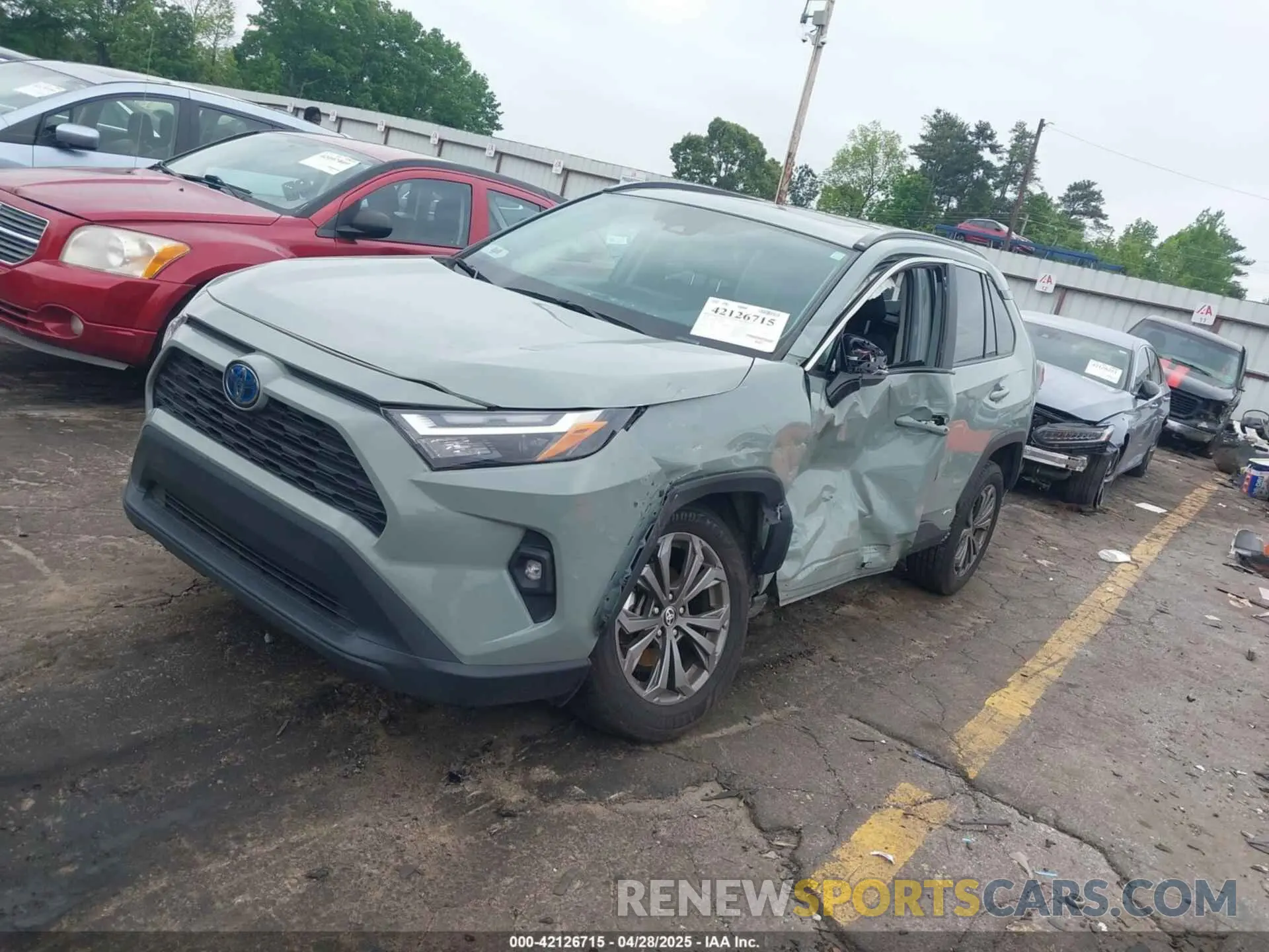 2 Photograph of a damaged car 4T3B6RFV3PU118600 TOYOTA RAV4 HYBRID 2023