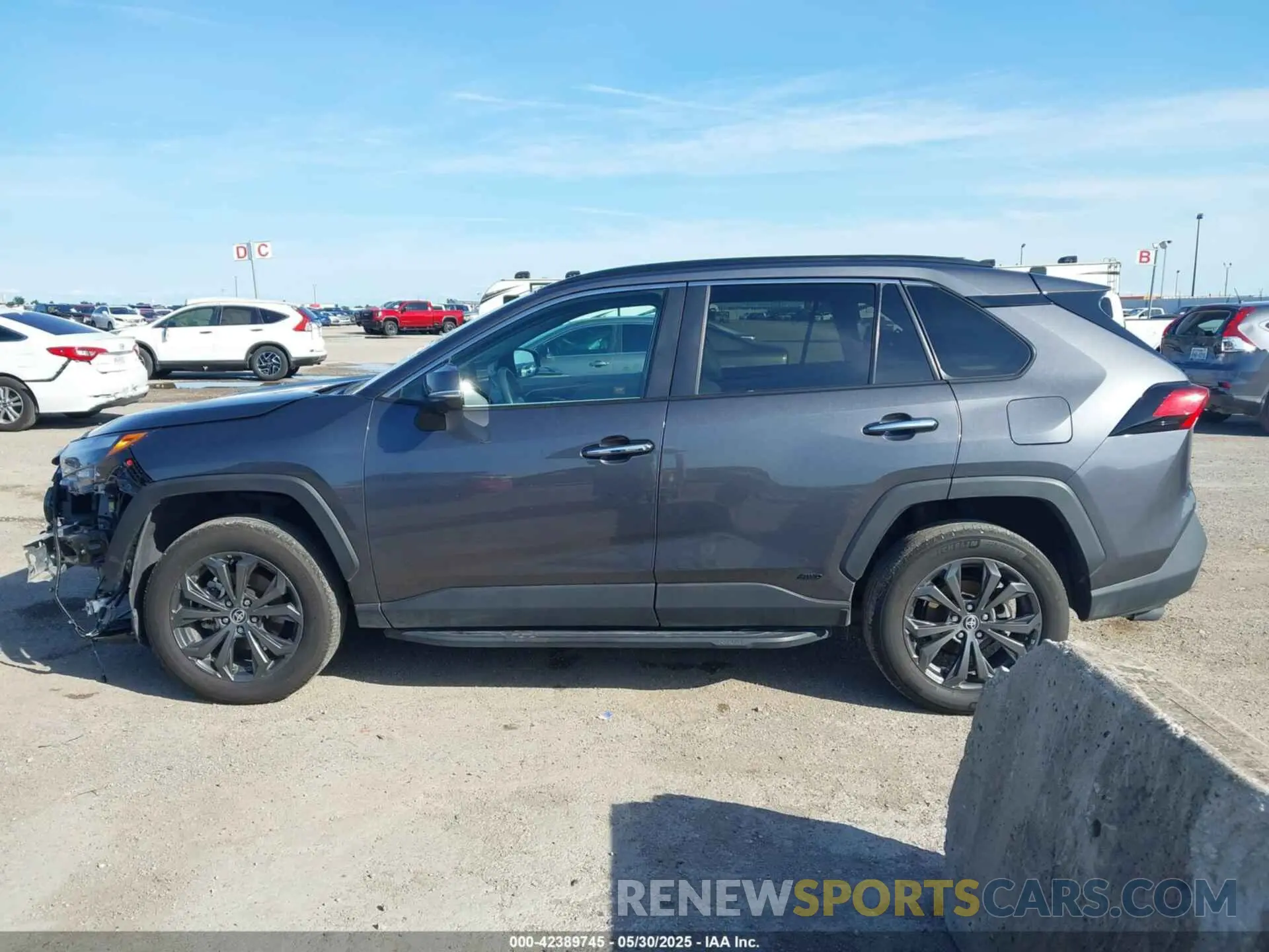14 Photograph of a damaged car 4T3D6RFV1PU107670 TOYOTA RAV4 HYBRID 2023