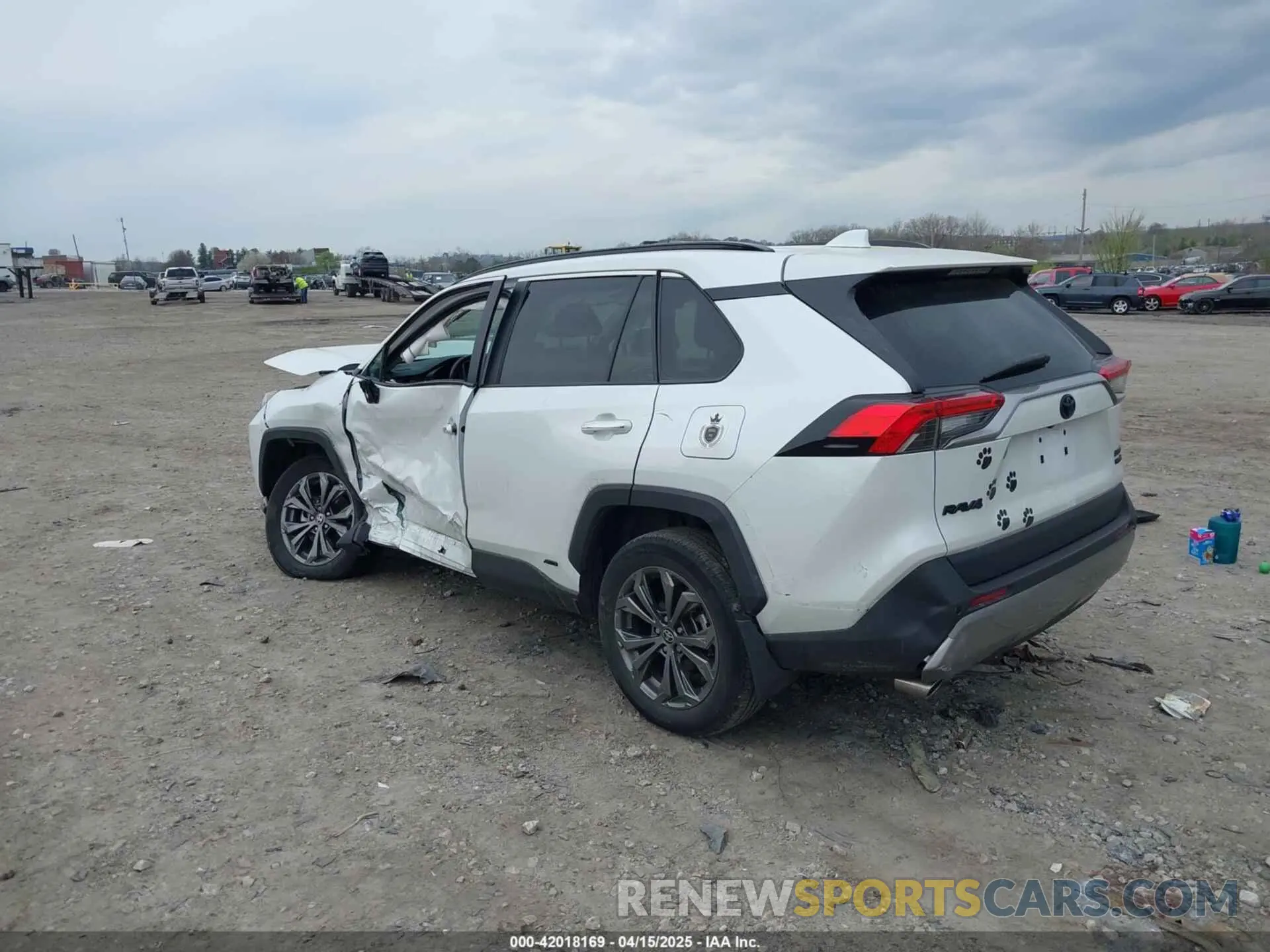 3 Photograph of a damaged car 4T3D6RFV2PU107693 TOYOTA RAV4 HYBRID 2023