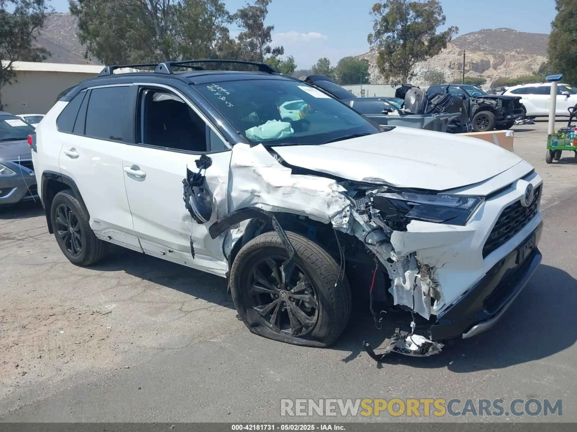 1 Photograph of a damaged car 4T3E6RFV0PU138218 TOYOTA RAV4 HYBRID 2023
