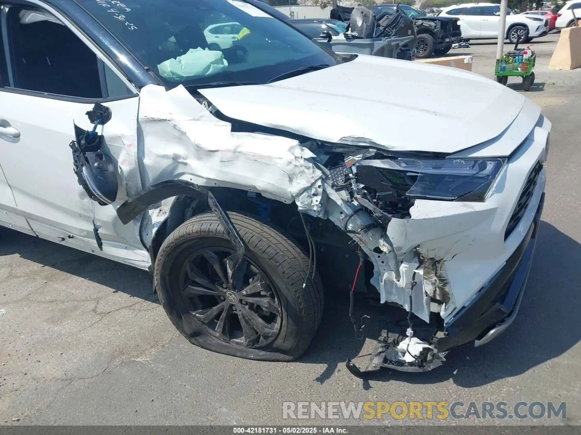 6 Photograph of a damaged car 4T3E6RFV0PU138218 TOYOTA RAV4 HYBRID 2023
