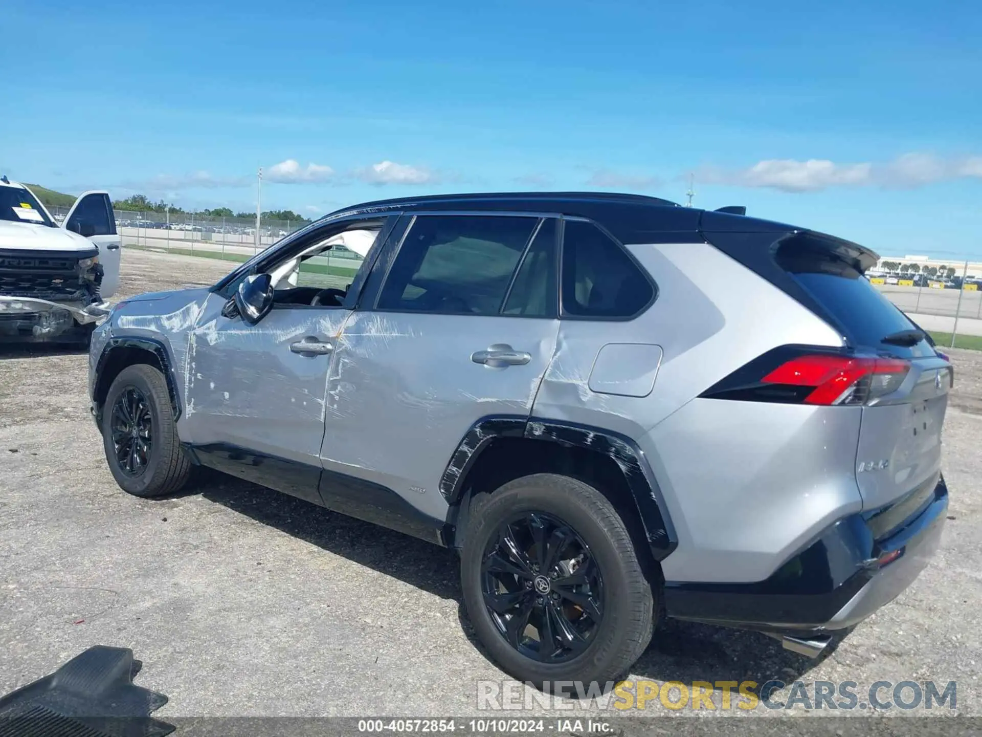 14 Photograph of a damaged car 4T3E6RFV1PU114574 TOYOTA RAV4 HYBRID 2023