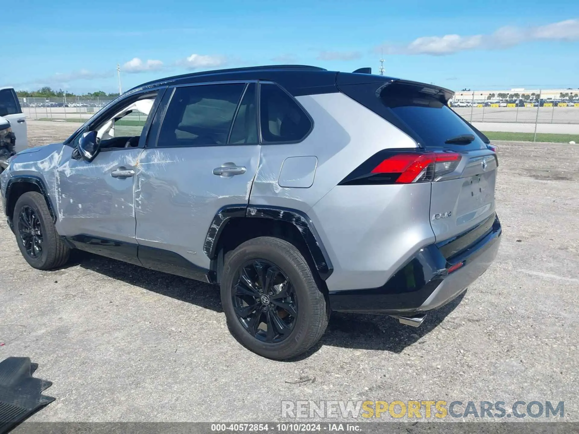 3 Photograph of a damaged car 4T3E6RFV1PU114574 TOYOTA RAV4 HYBRID 2023