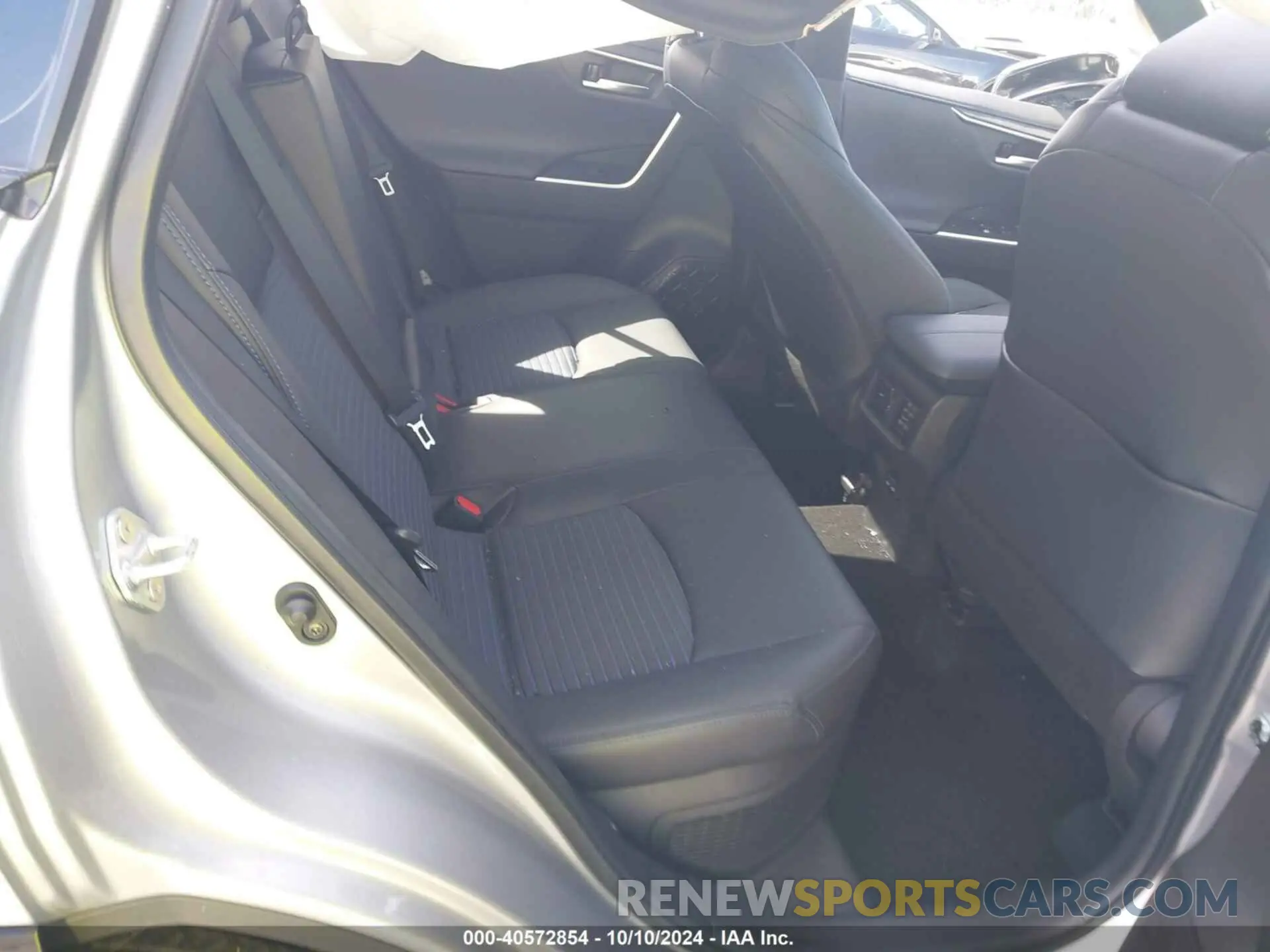 8 Photograph of a damaged car 4T3E6RFV1PU114574 TOYOTA RAV4 HYBRID 2023