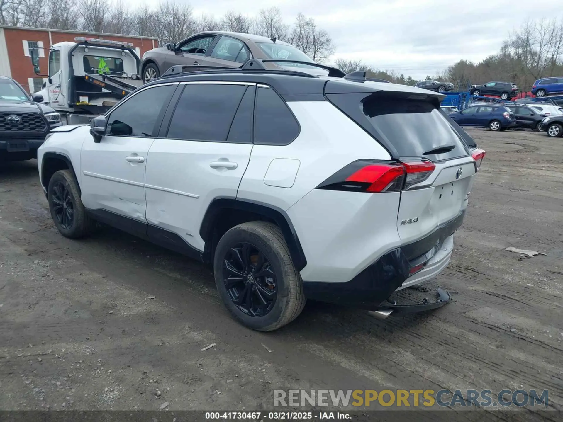 3 Photograph of a damaged car 4T3E6RFV3PU129786 TOYOTA RAV4 HYBRID 2023