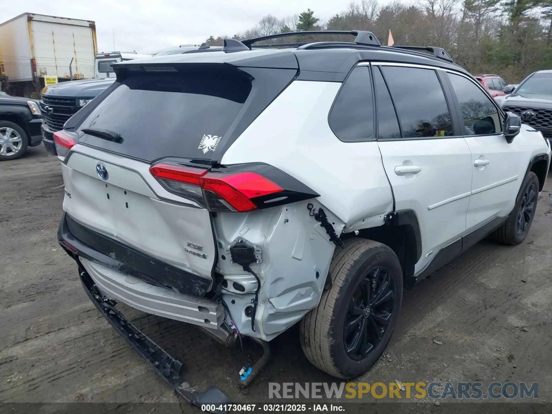 4 Photograph of a damaged car 4T3E6RFV3PU129786 TOYOTA RAV4 HYBRID 2023