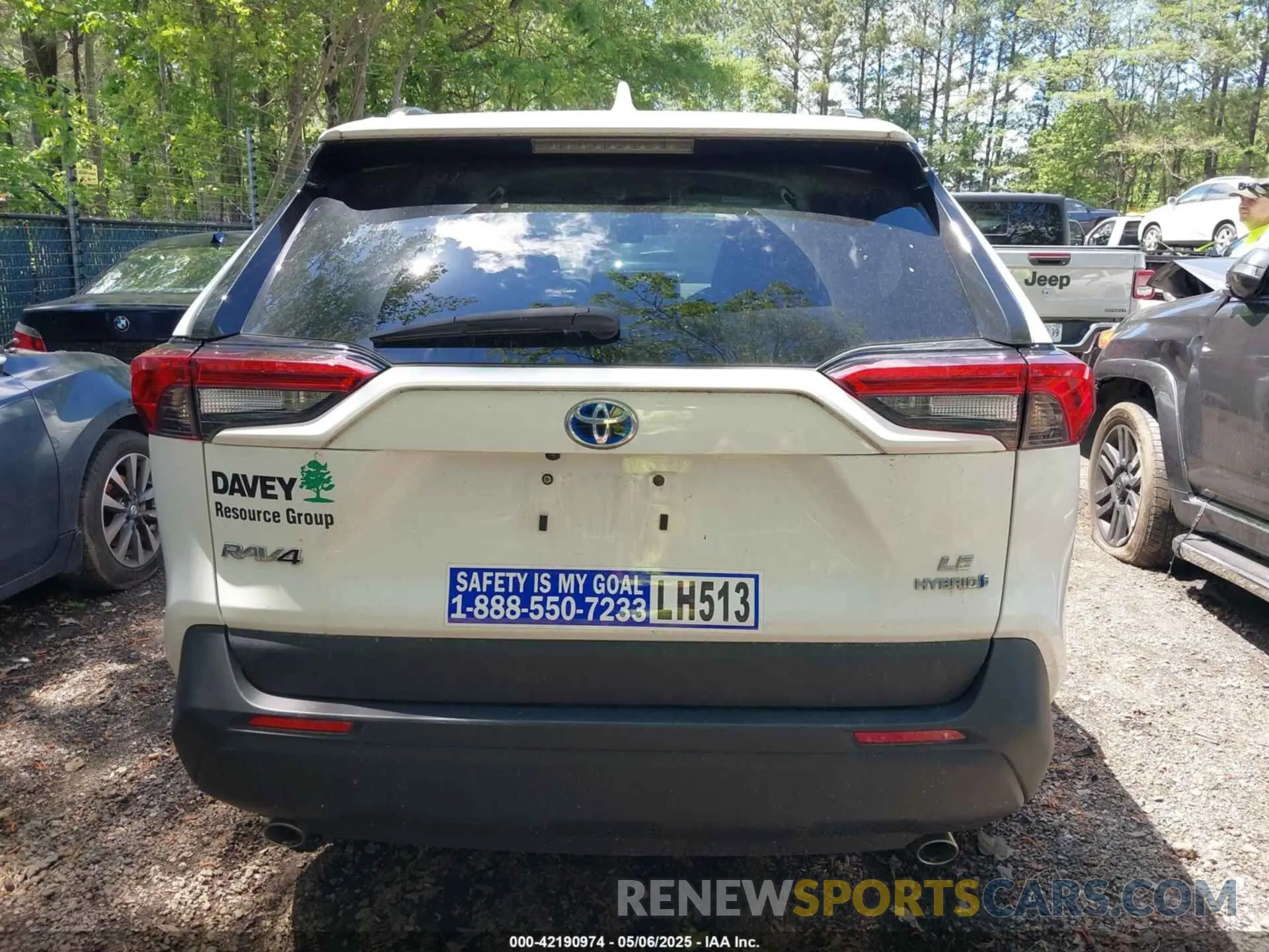 16 Photograph of a damaged car 4T3LWRFV6PU087654 TOYOTA RAV4 HYBRID 2023
