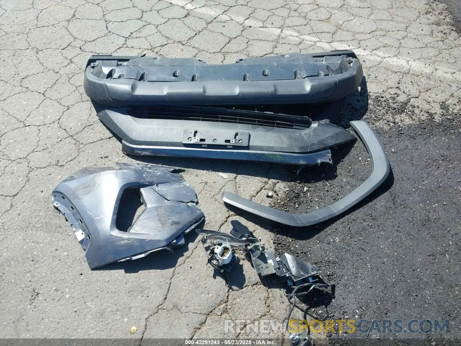 12 Photograph of a damaged car 4T3LWRFV8PU096260 TOYOTA RAV4 HYBRID 2023