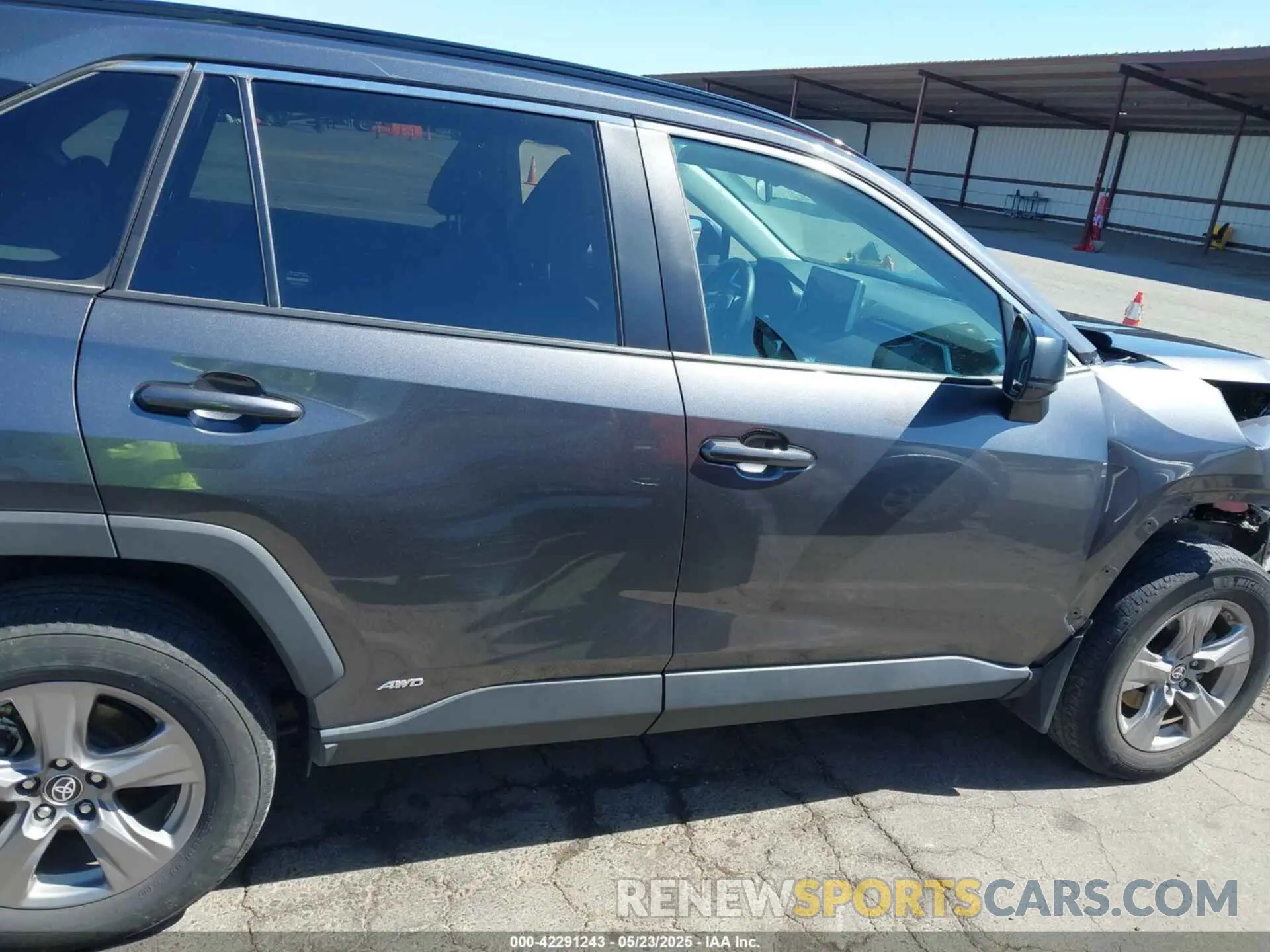 14 Photograph of a damaged car 4T3LWRFV8PU096260 TOYOTA RAV4 HYBRID 2023