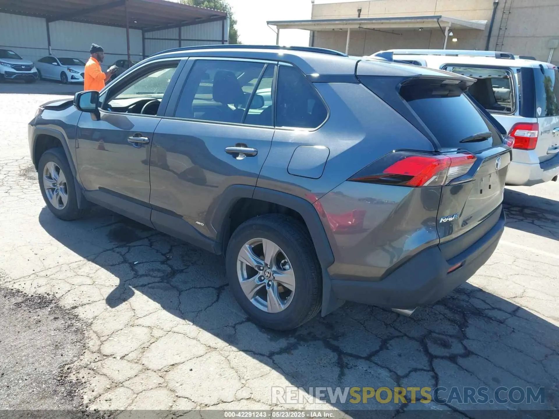 3 Photograph of a damaged car 4T3LWRFV8PU096260 TOYOTA RAV4 HYBRID 2023