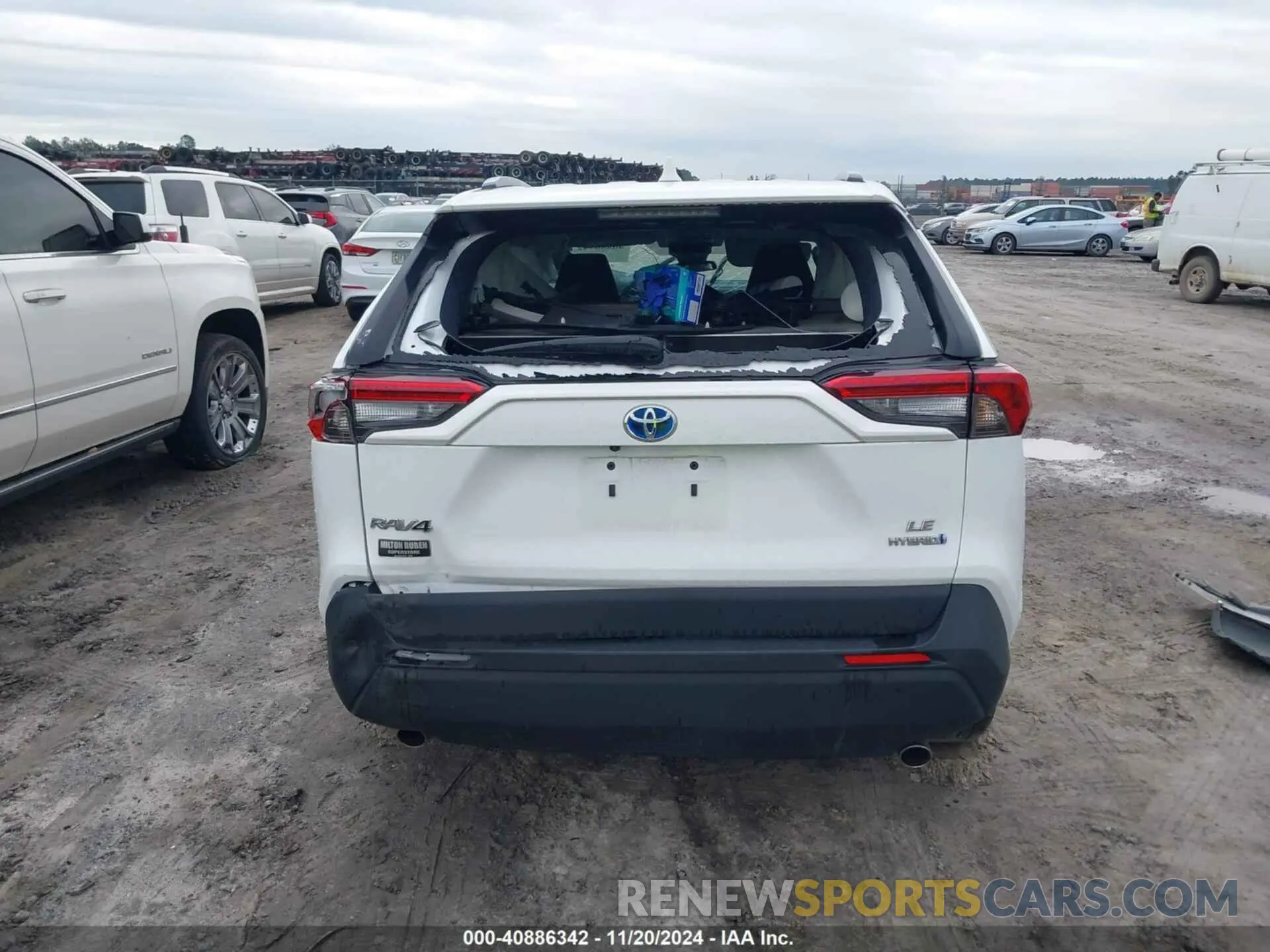 16 Photograph of a damaged car 4T3MWRFV3PU106939 TOYOTA RAV4 HYBRID 2023