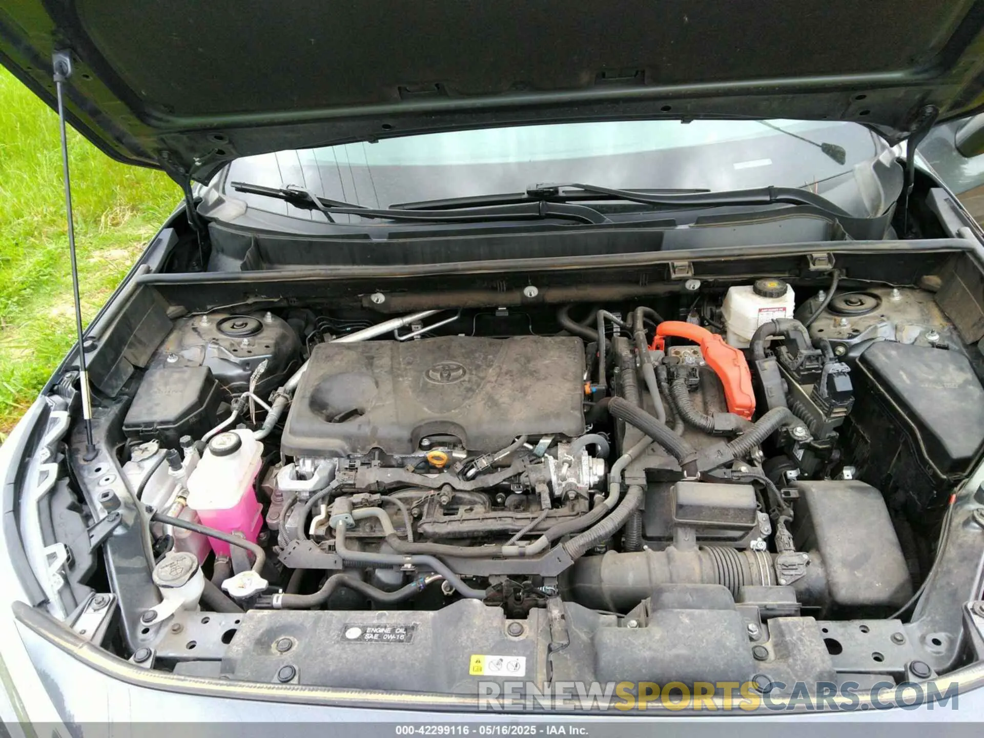 10 Photograph of a damaged car 4T3MWRFV4PU090900 TOYOTA RAV4 HYBRID 2023