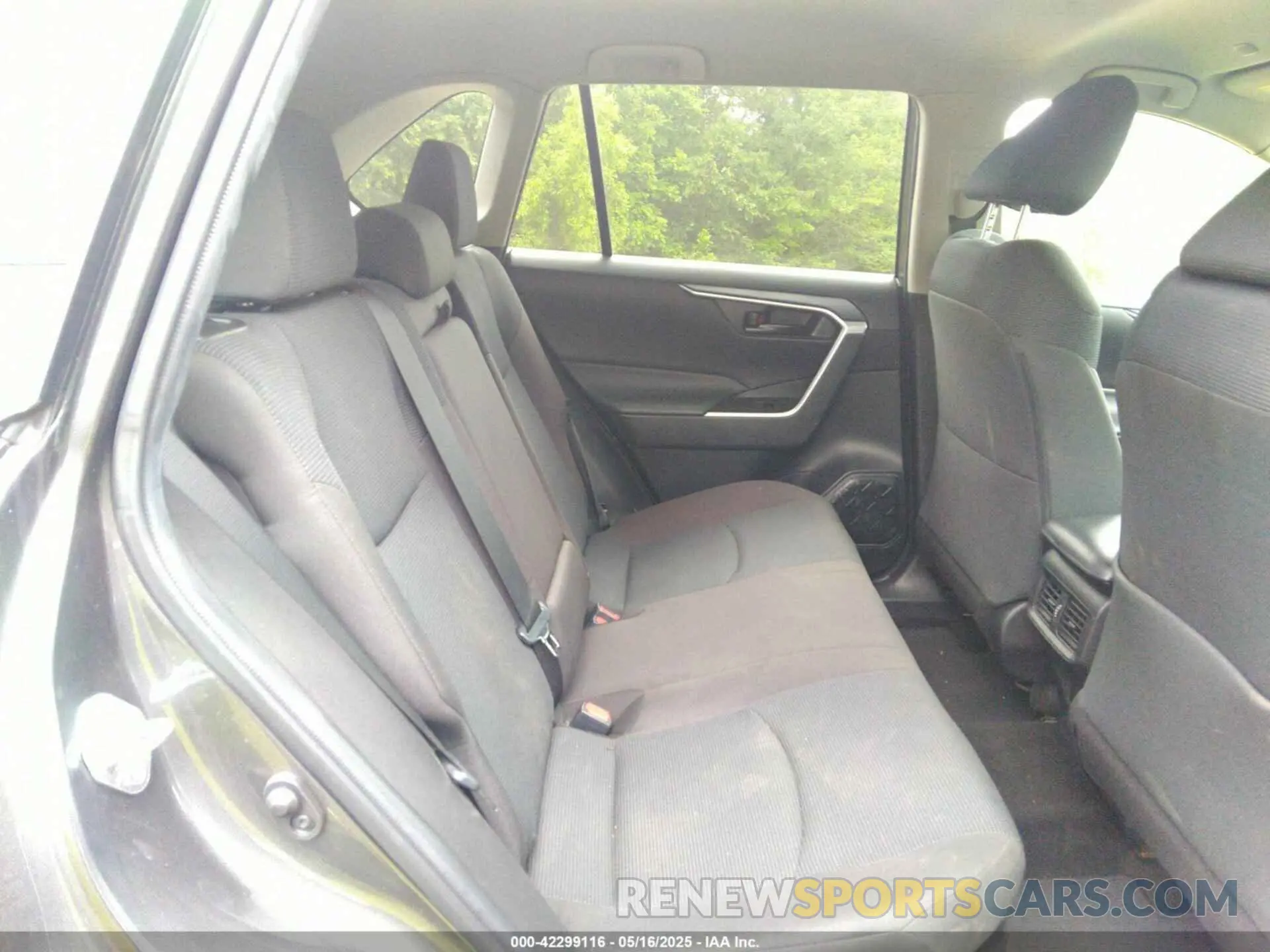 8 Photograph of a damaged car 4T3MWRFV4PU090900 TOYOTA RAV4 HYBRID 2023