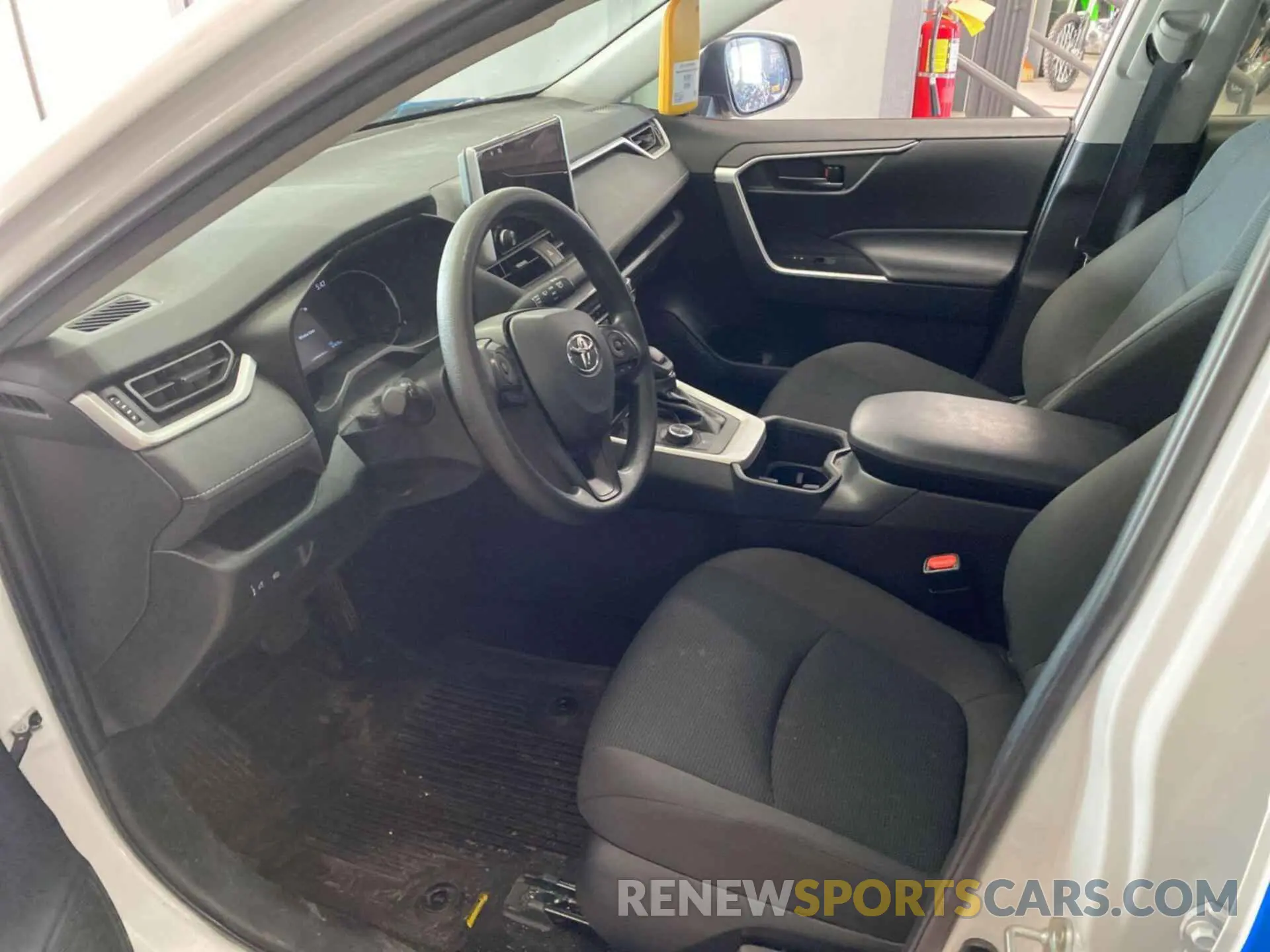 3 Photograph of a damaged car 4T3MWRFVXPU092232 TOYOTA RAV4 HYBRID 2023