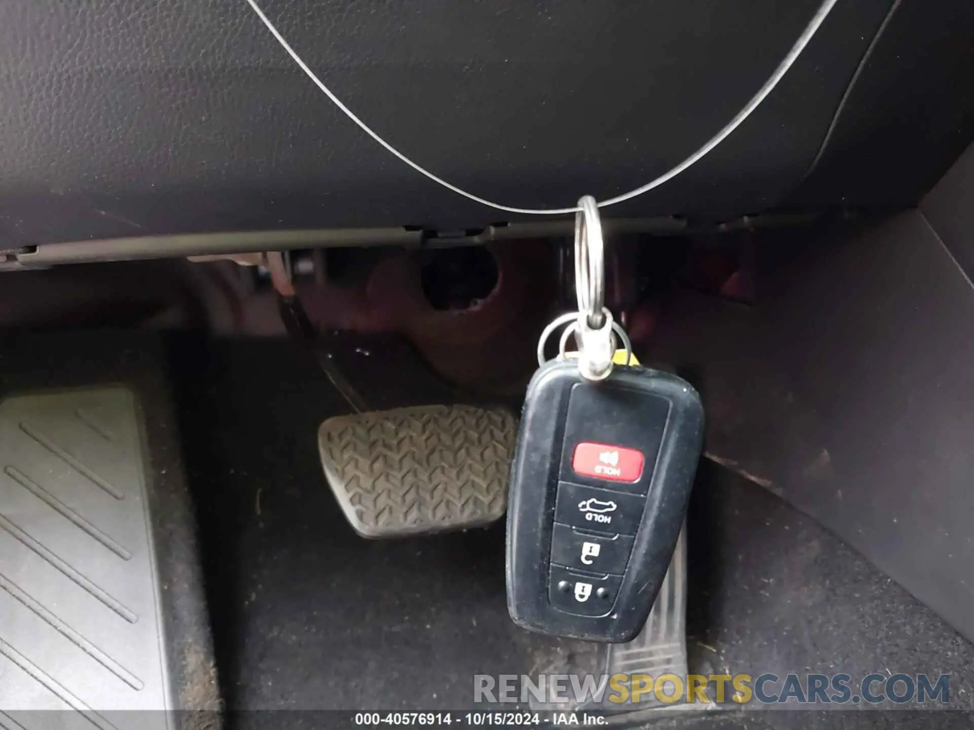 11 Photograph of a damaged car 4T3RWRFV2PU083322 TOYOTA RAV4 HYBRID 2023