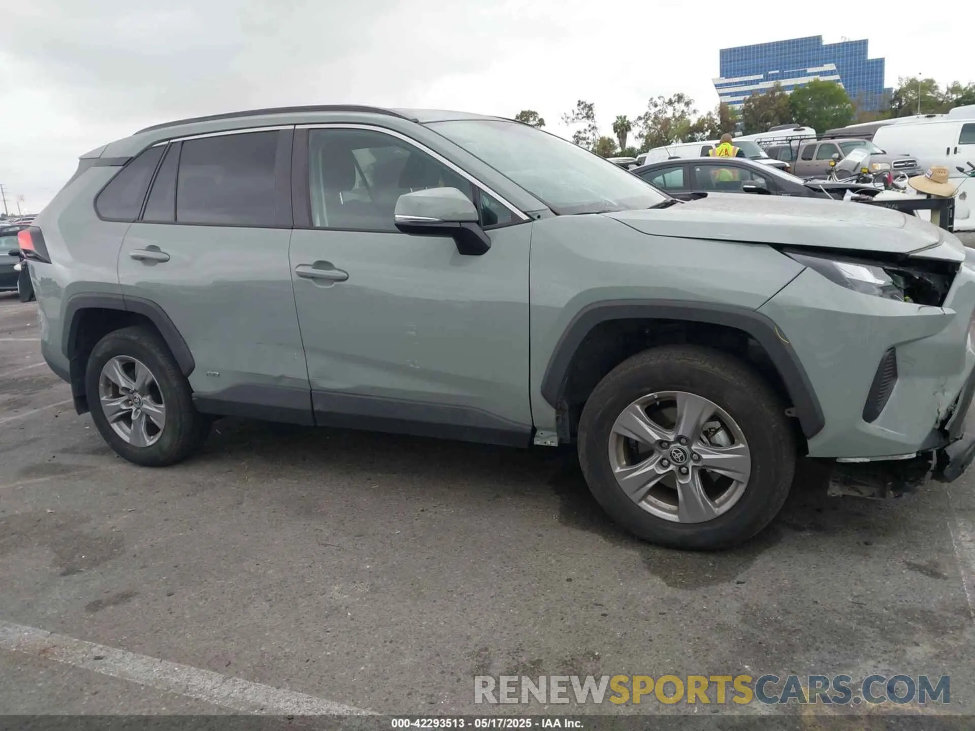 13 Photograph of a damaged car 4T3RWRFV3PU082518 TOYOTA RAV4 HYBRID 2023