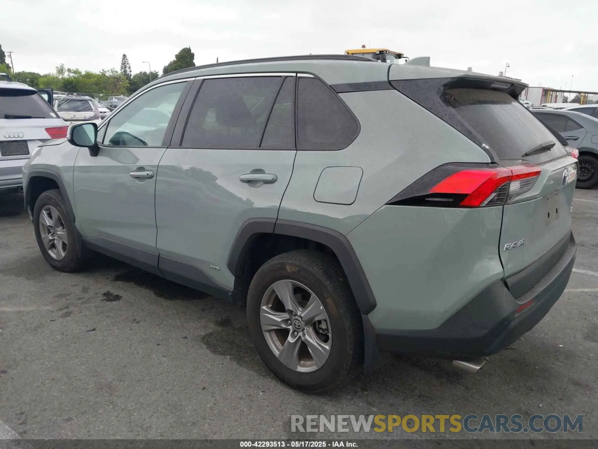 3 Photograph of a damaged car 4T3RWRFV3PU082518 TOYOTA RAV4 HYBRID 2023