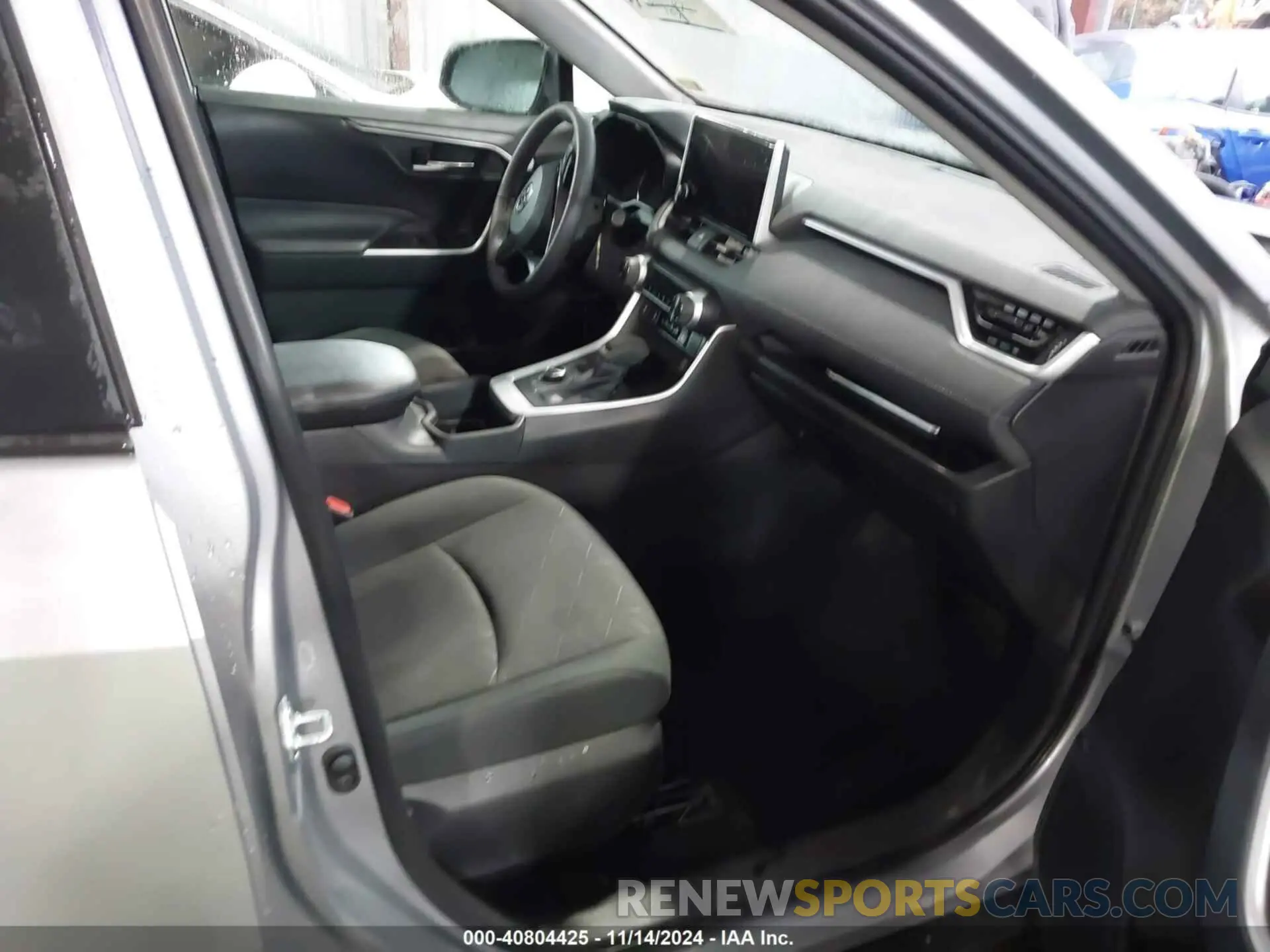 5 Photograph of a damaged car 4T3RWRFV4PU103232 TOYOTA RAV4 HYBRID 2023