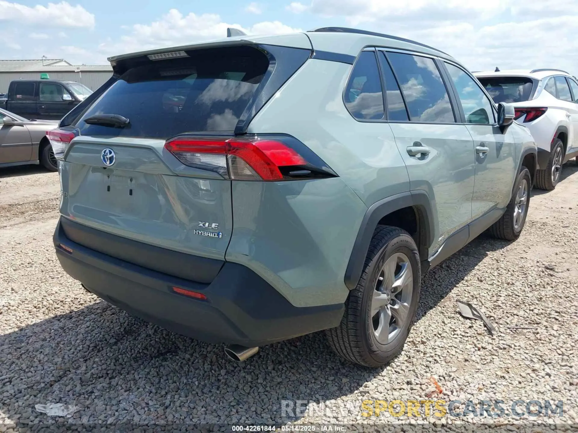 4 Photograph of a damaged car 4T3RWRFV6PU106620 TOYOTA RAV4 HYBRID 2023
