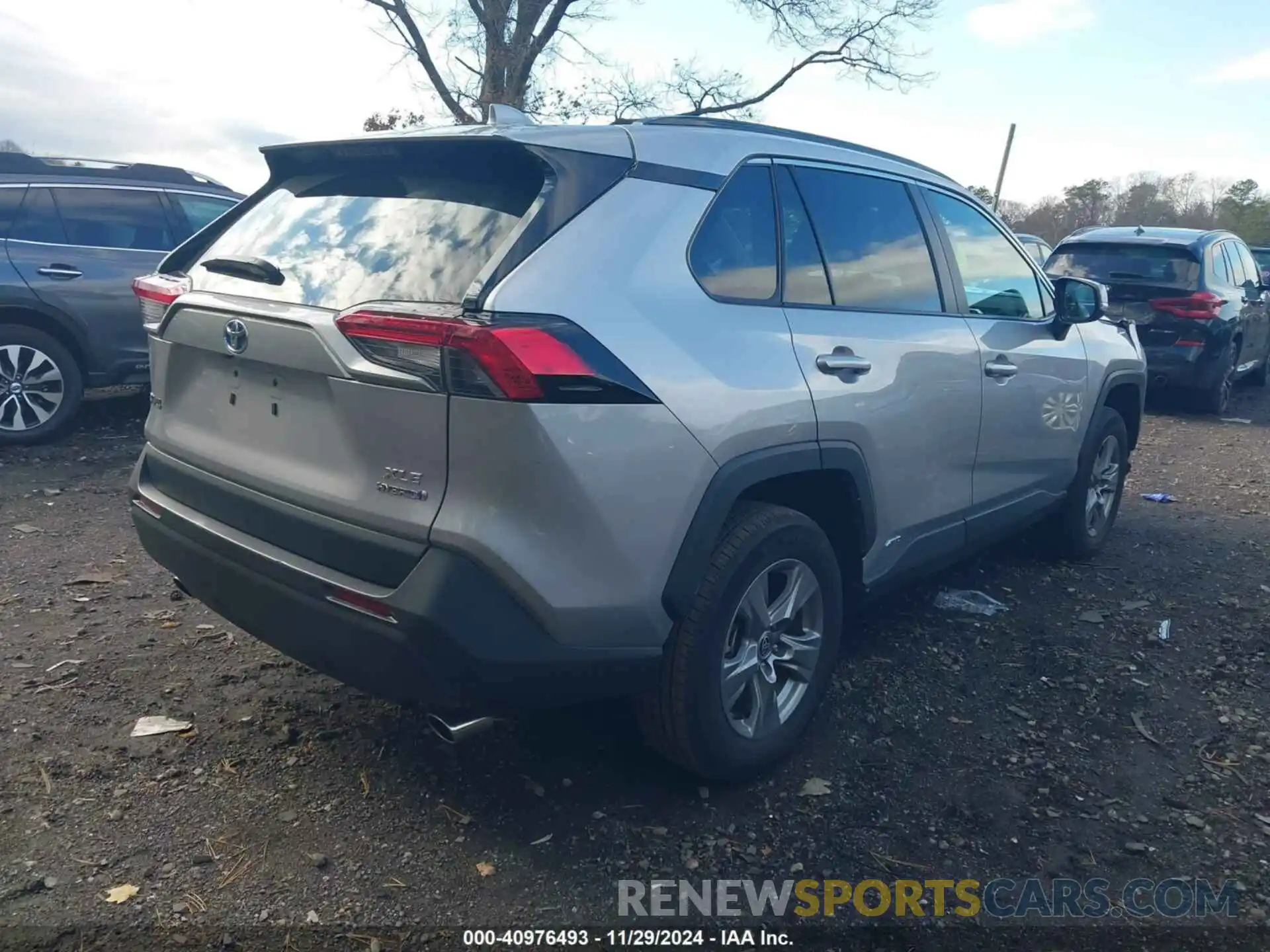 4 Photograph of a damaged car 4T3RWRFV9PU089182 TOYOTA RAV4 HYBRID 2023