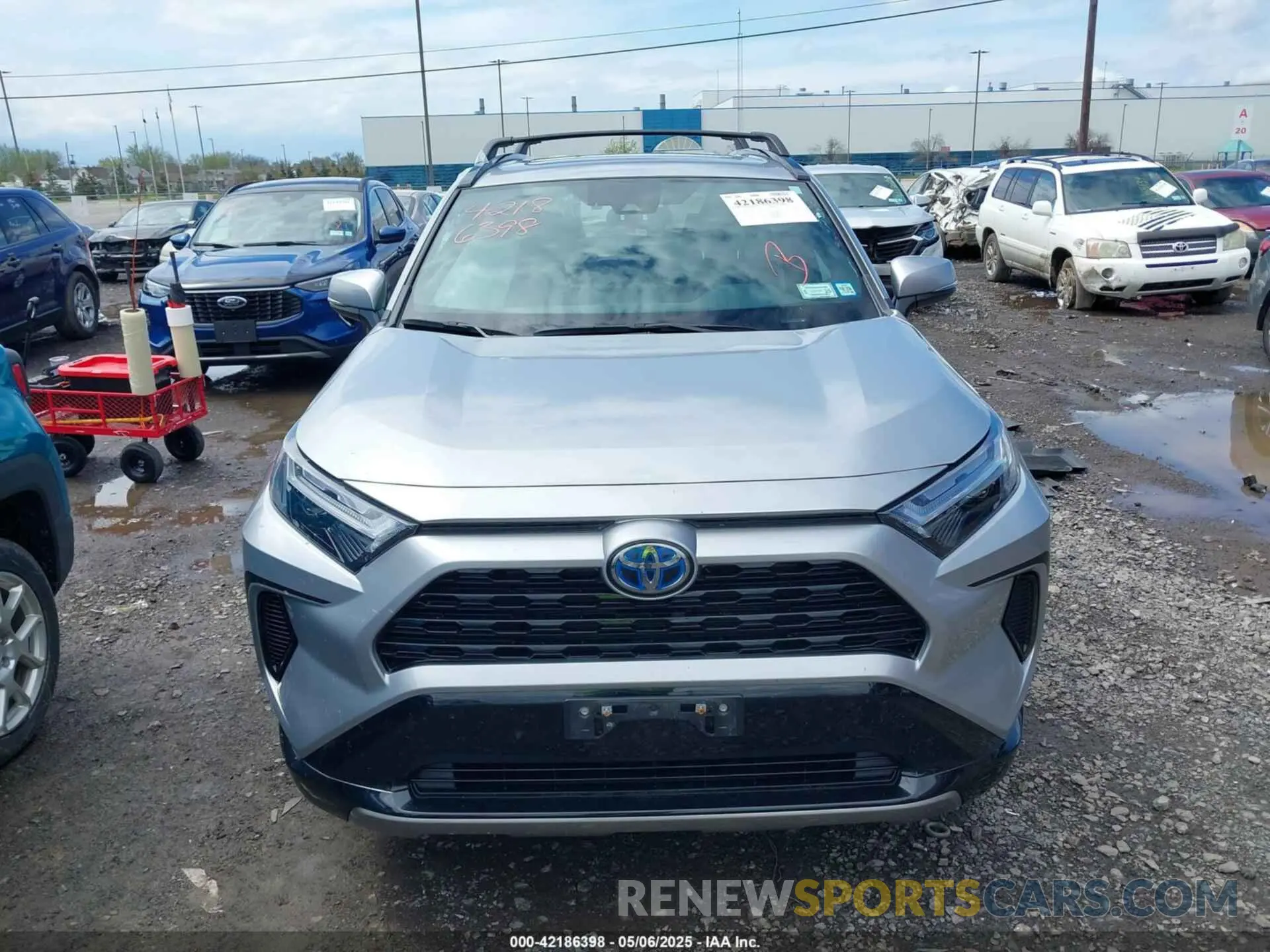 12 Photograph of a damaged car 4T3T6RFV1PU119314 TOYOTA RAV4 HYBRID 2023