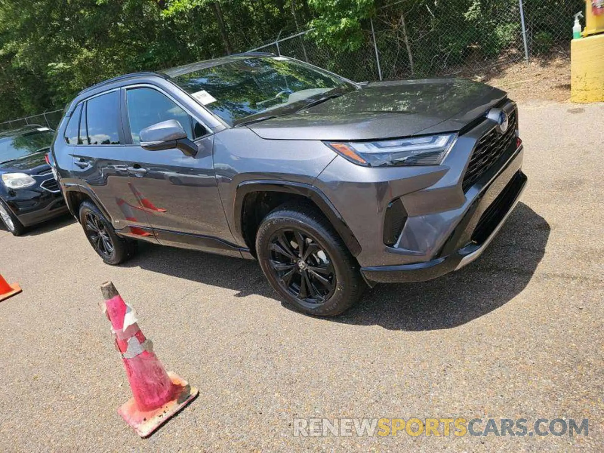 16 Photograph of a damaged car 4T3T6RFV1PU133343 TOYOTA RAV4 HYBRID 2023