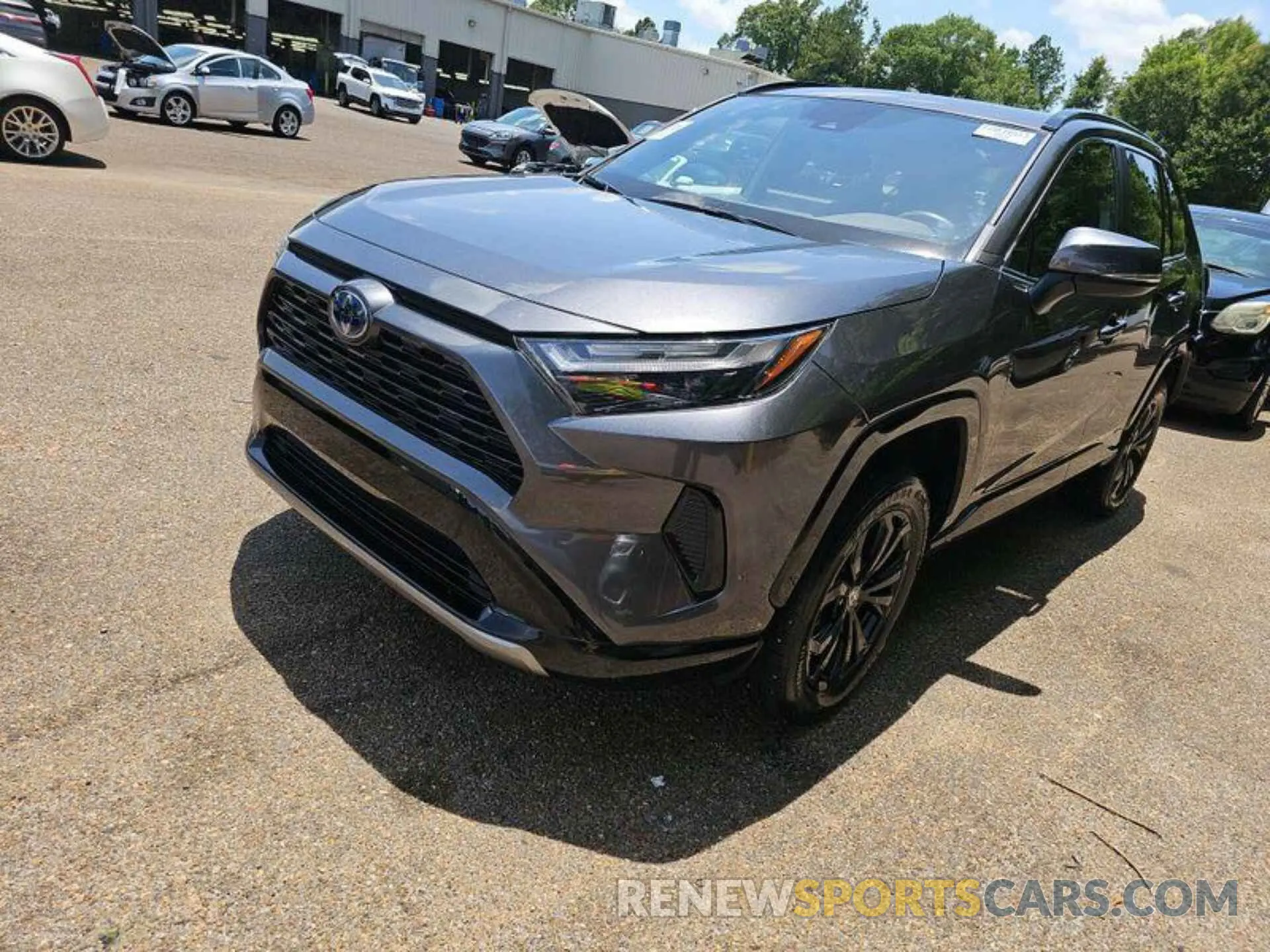 18 Photograph of a damaged car 4T3T6RFV1PU133343 TOYOTA RAV4 HYBRID 2023