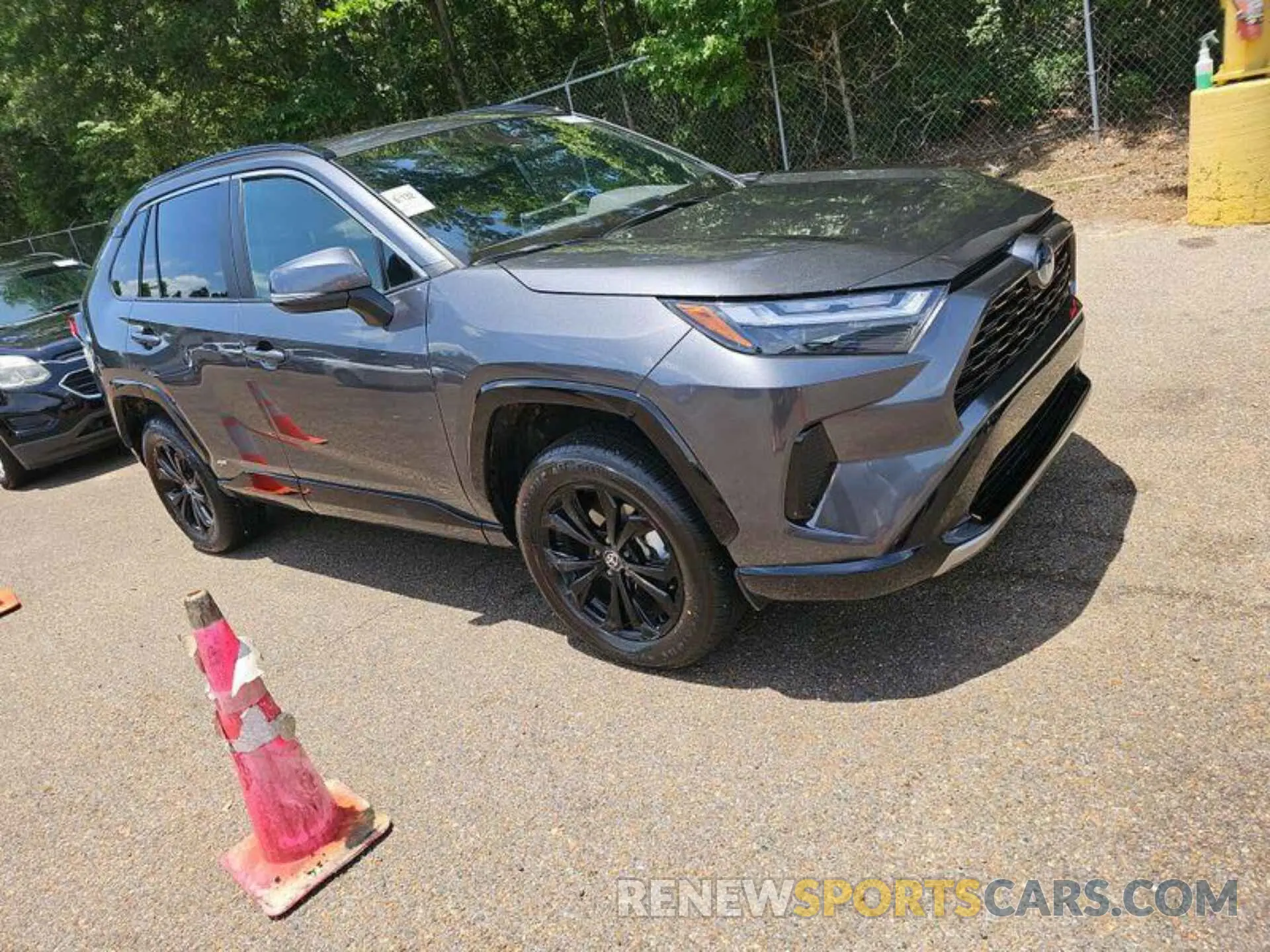 8 Photograph of a damaged car 4T3T6RFV1PU133343 TOYOTA RAV4 HYBRID 2023