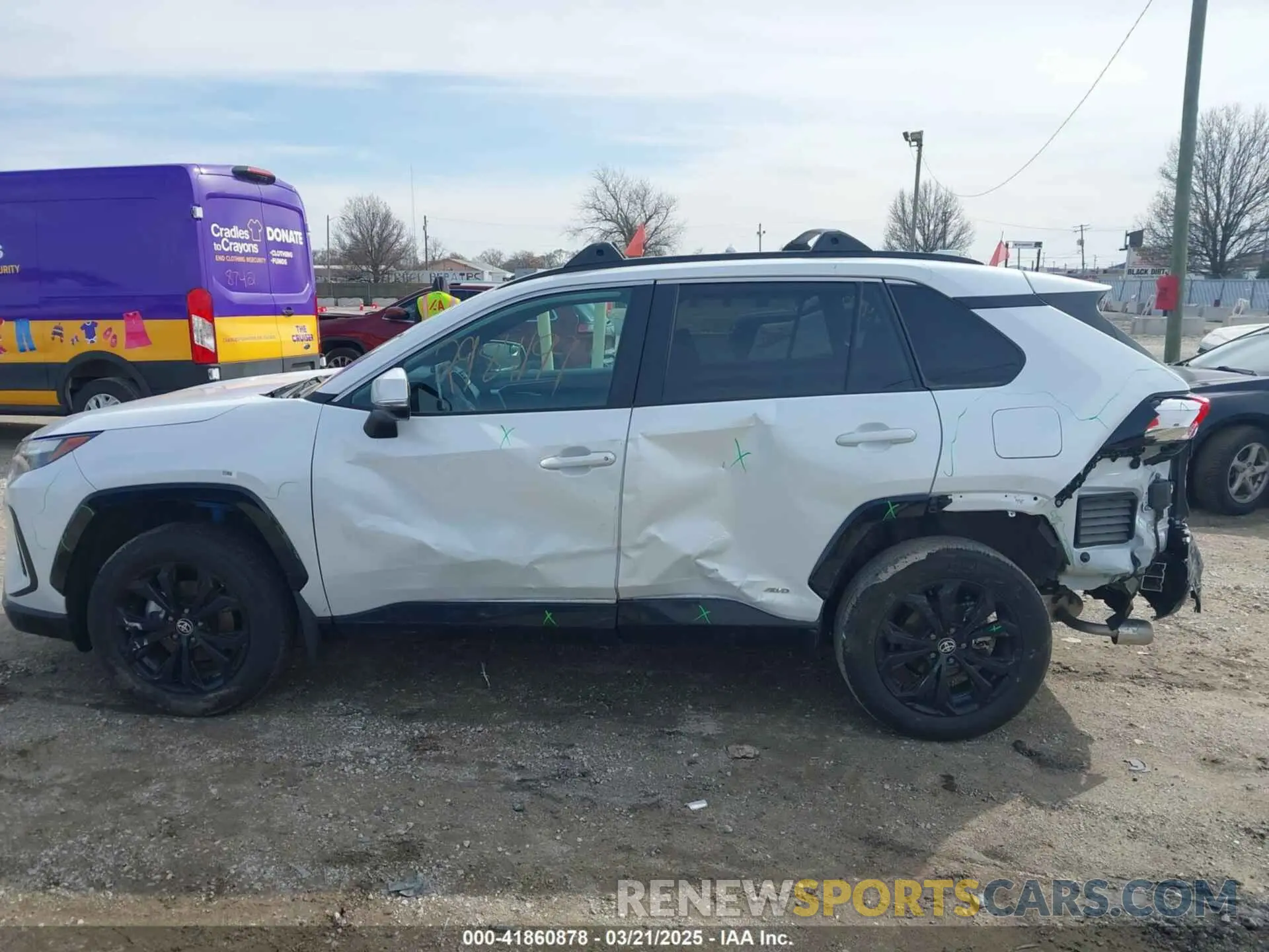 14 Photograph of a damaged car 4T3T6RFV4PU126323 TOYOTA RAV4 HYBRID 2023