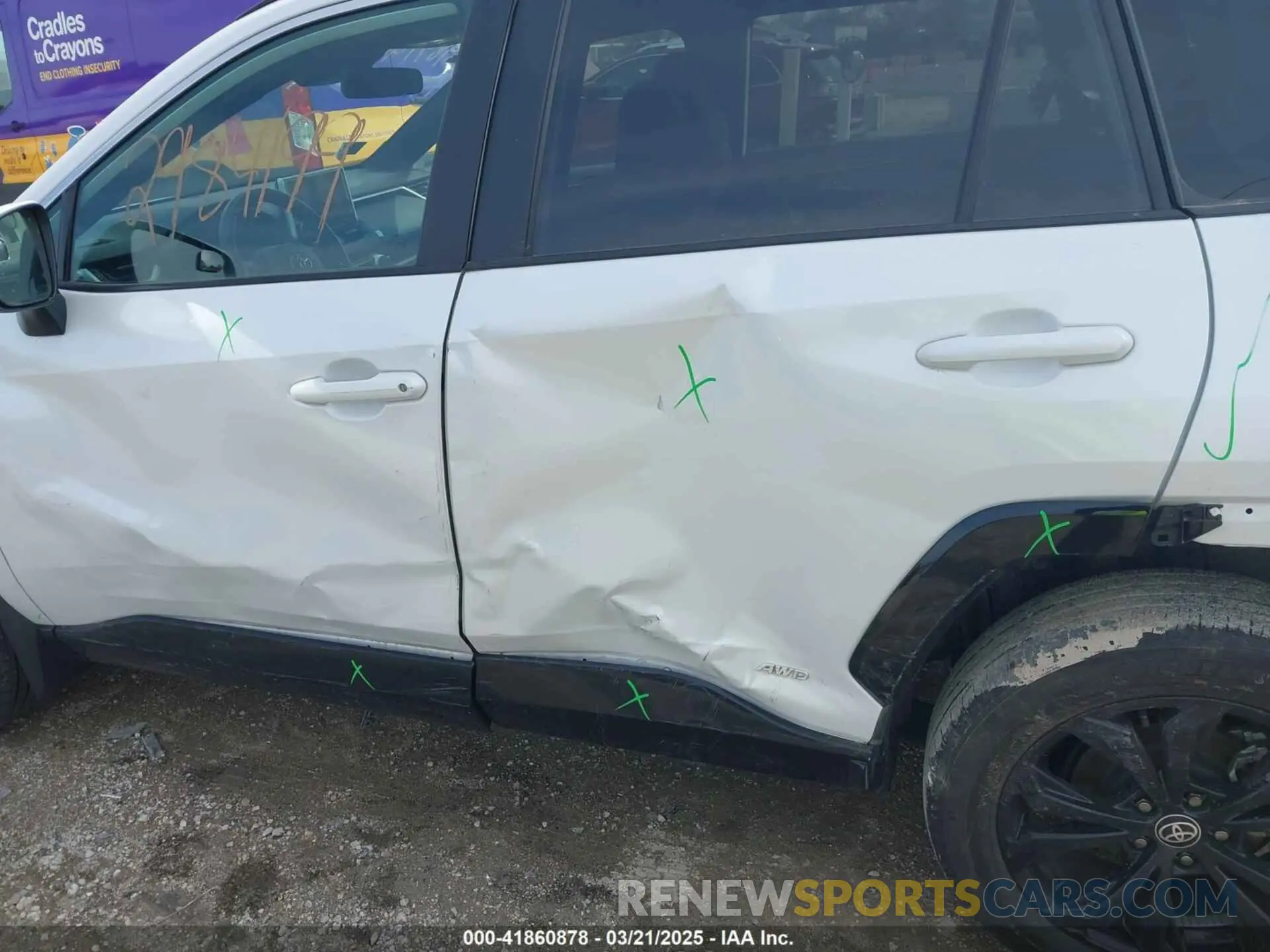 17 Photograph of a damaged car 4T3T6RFV4PU126323 TOYOTA RAV4 HYBRID 2023