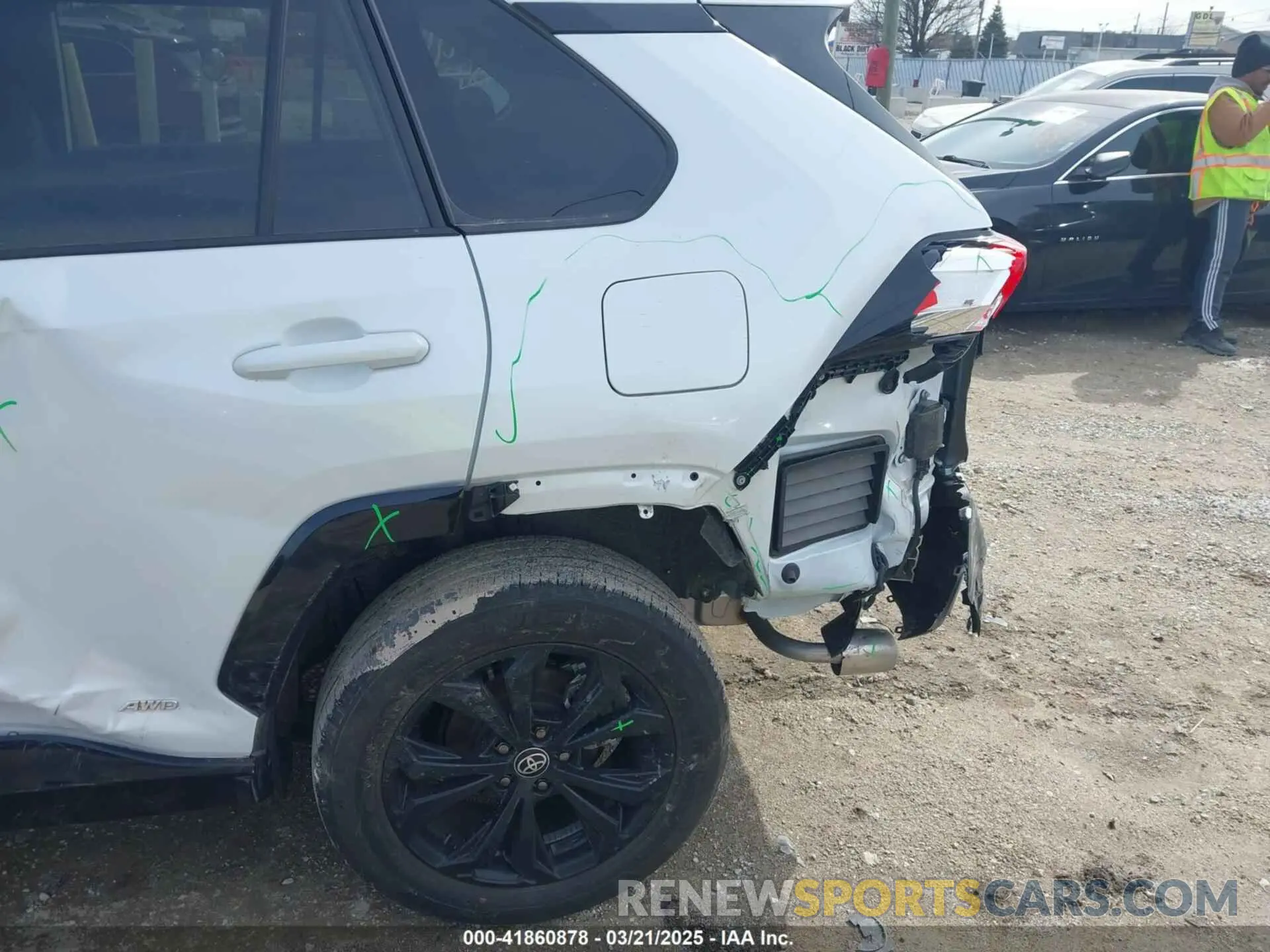 18 Photograph of a damaged car 4T3T6RFV4PU126323 TOYOTA RAV4 HYBRID 2023