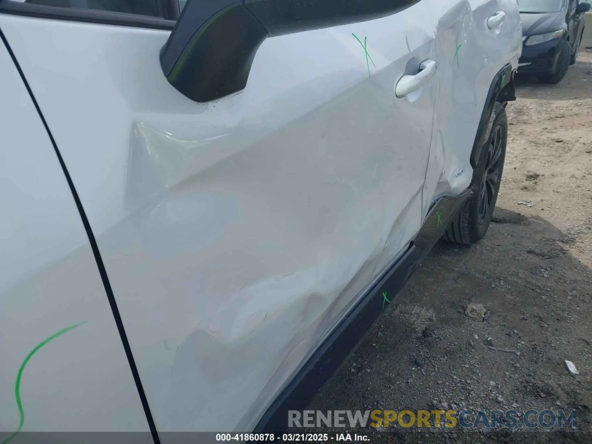 19 Photograph of a damaged car 4T3T6RFV4PU126323 TOYOTA RAV4 HYBRID 2023