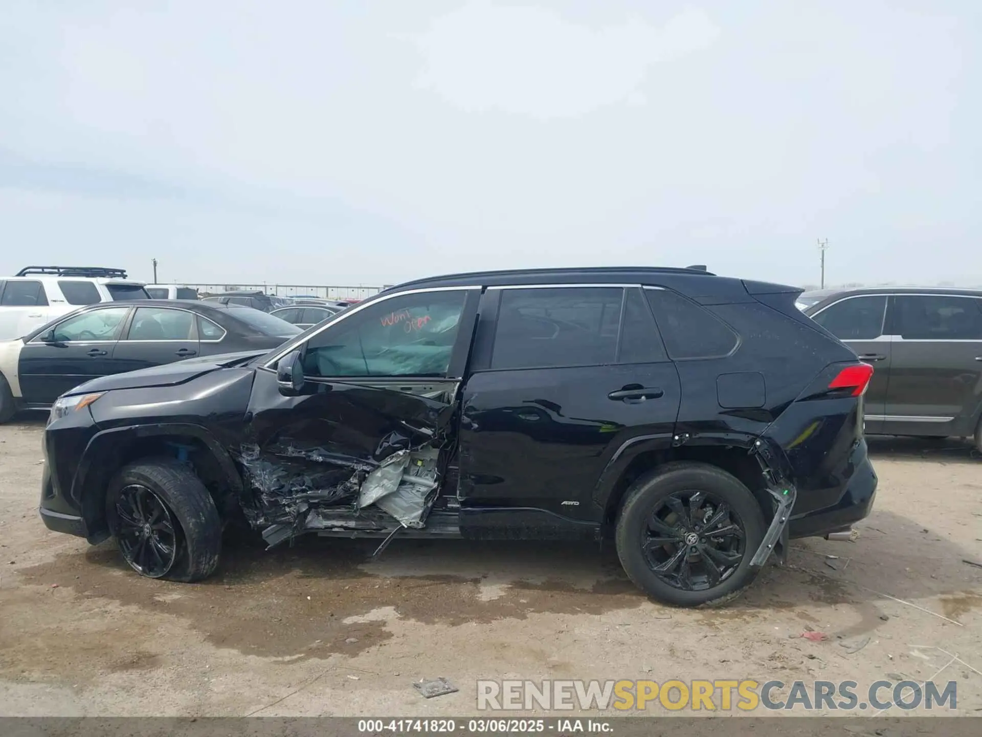 13 Photograph of a damaged car 4T3T6RFV4PU136723 TOYOTA RAV4 HYBRID 2023