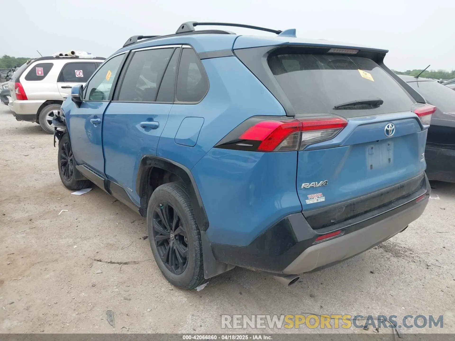 3 Photograph of a damaged car 4T3T6RFV6PU130213 TOYOTA RAV4 HYBRID 2023