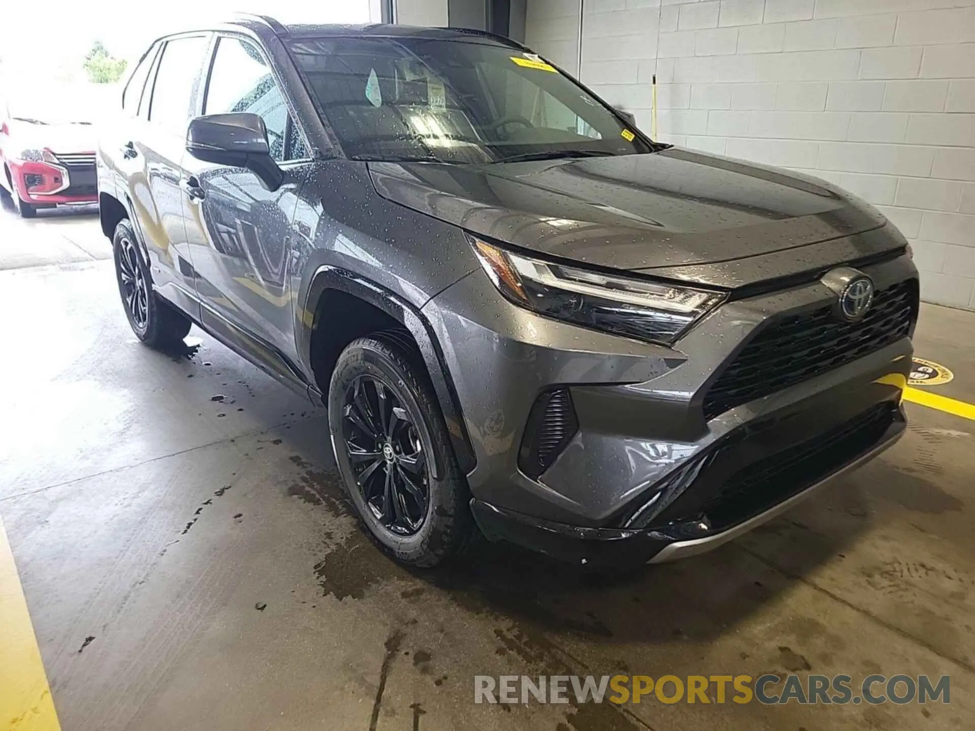 10 Photograph of a damaged car 4T3T6RFV9PU133364 TOYOTA RAV4 HYBRID 2023