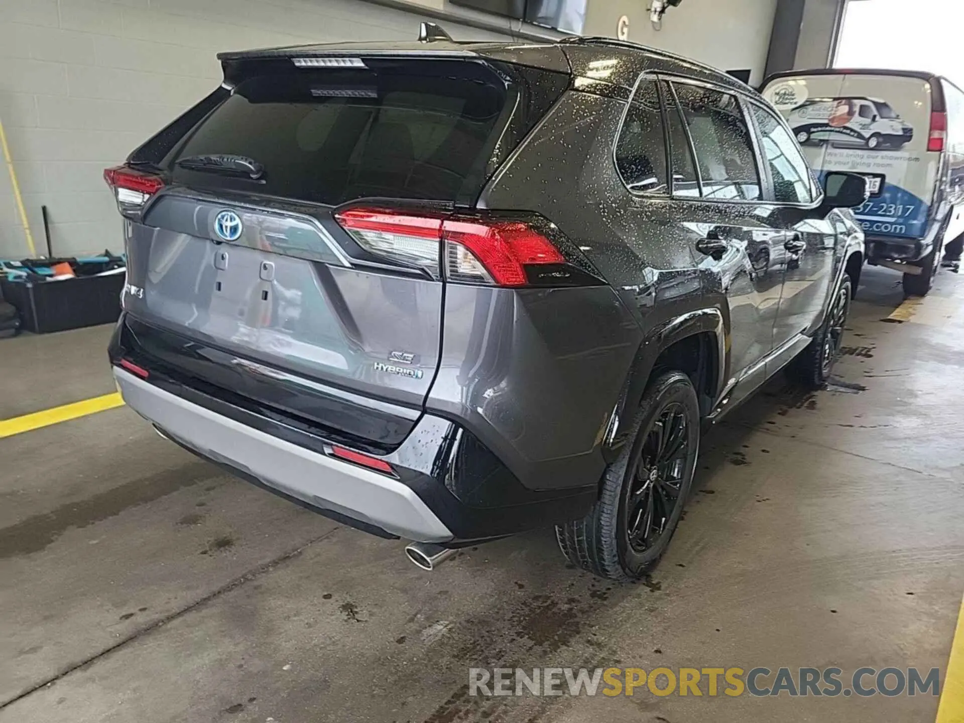 7 Photograph of a damaged car 4T3T6RFV9PU133364 TOYOTA RAV4 HYBRID 2023